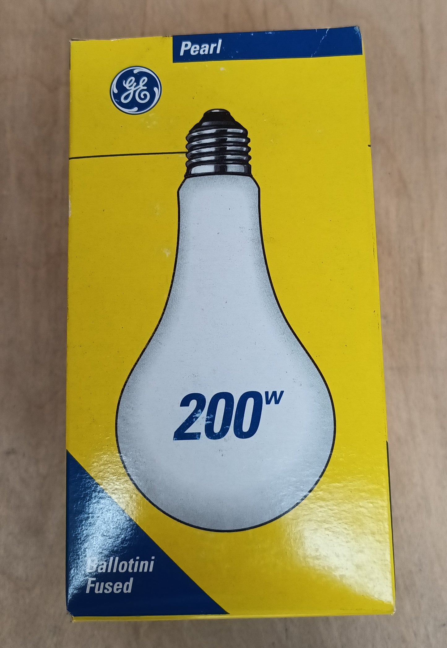 200W 240Volt E27 / ES Pearl / Frosted by GE