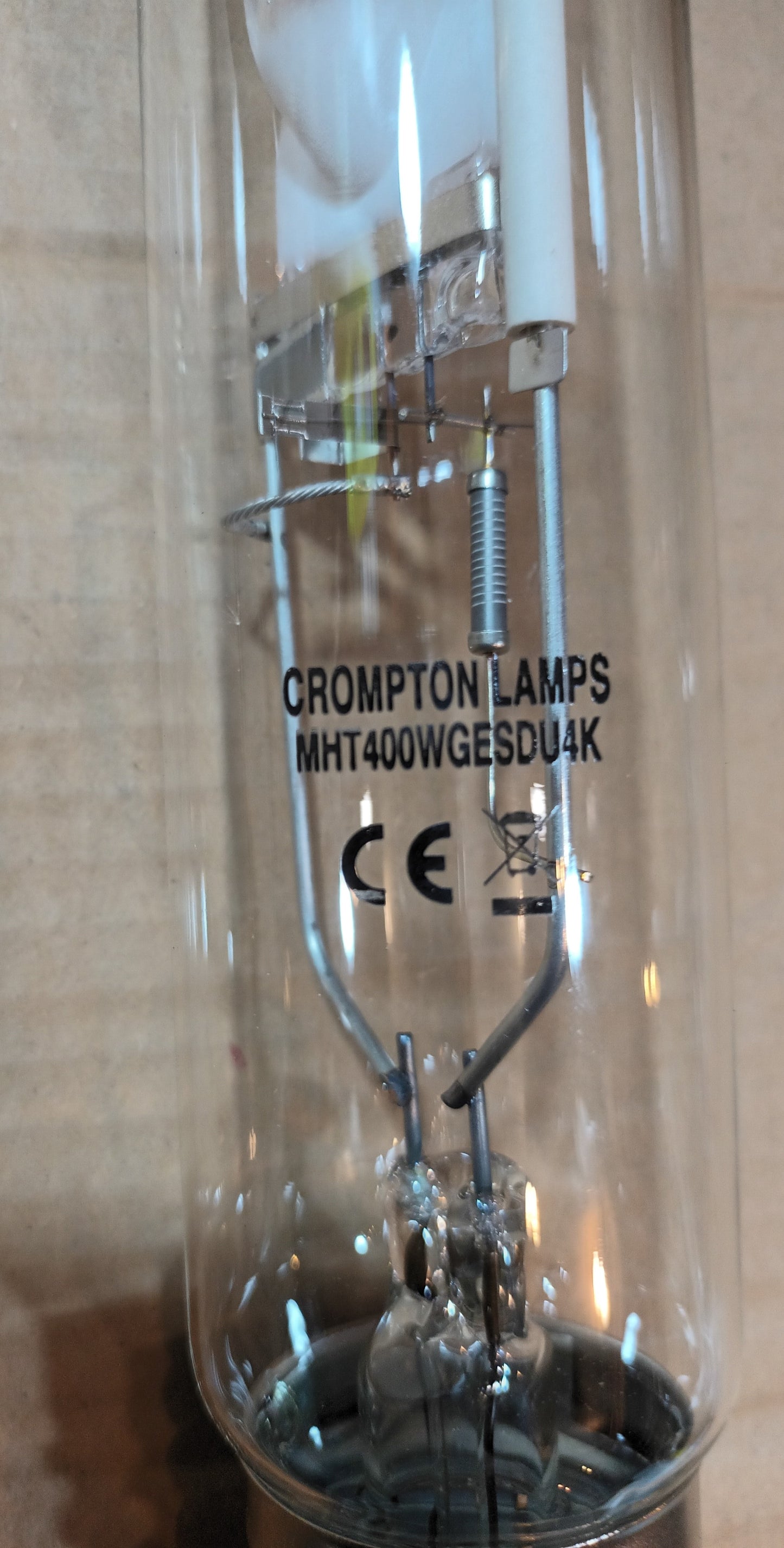 Metal Halide 400watt GES by Crompton Cool white / 4000k E40