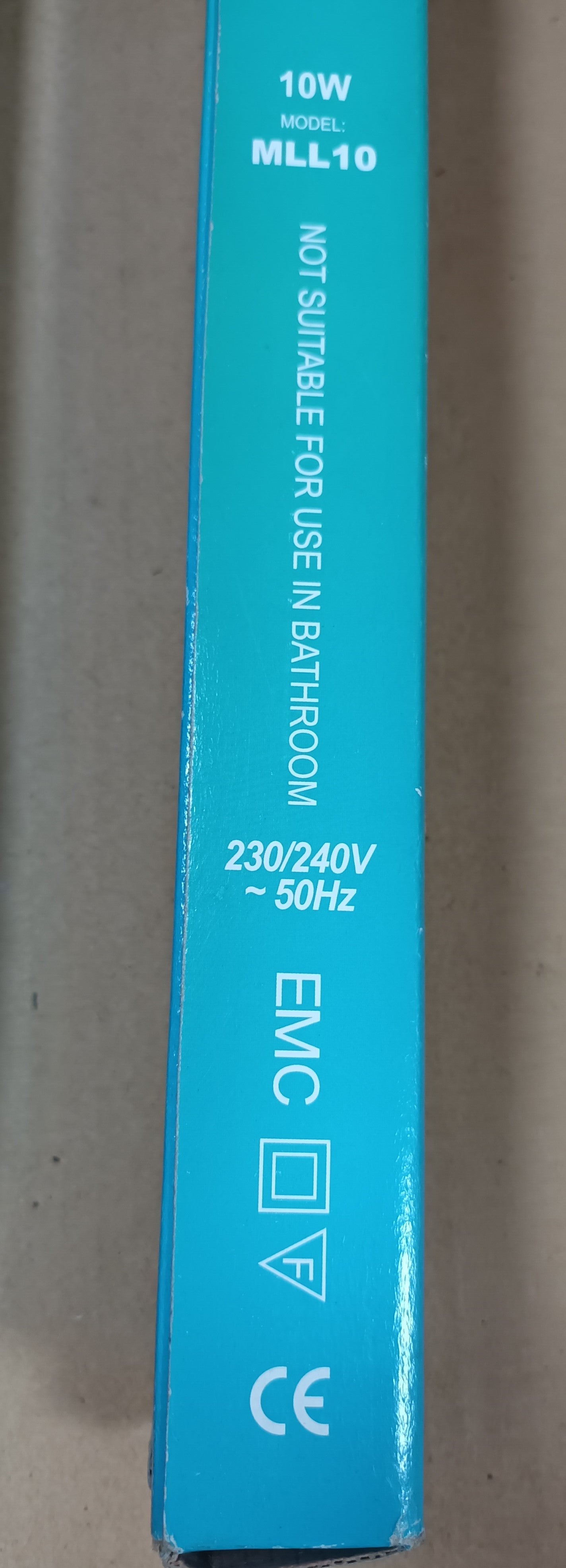 Greenbrook Slimline Linkable Fittings MLL10 = 423mm 10w