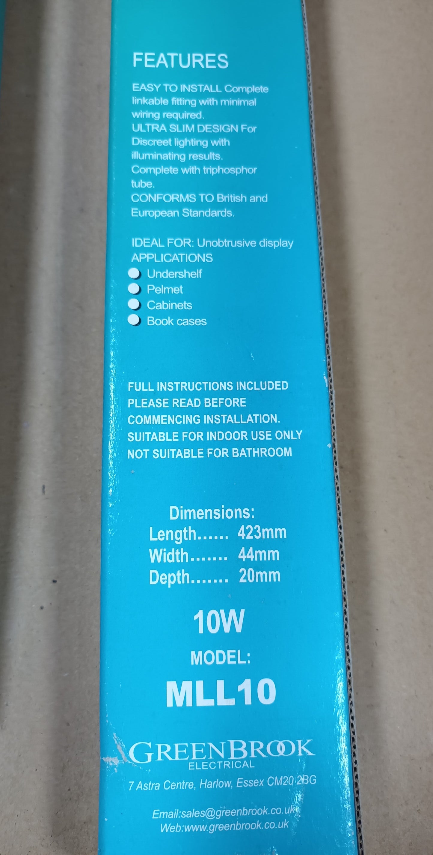 Greenbrook Slimline Linkable Fittings MLL10 = 423mm 10w