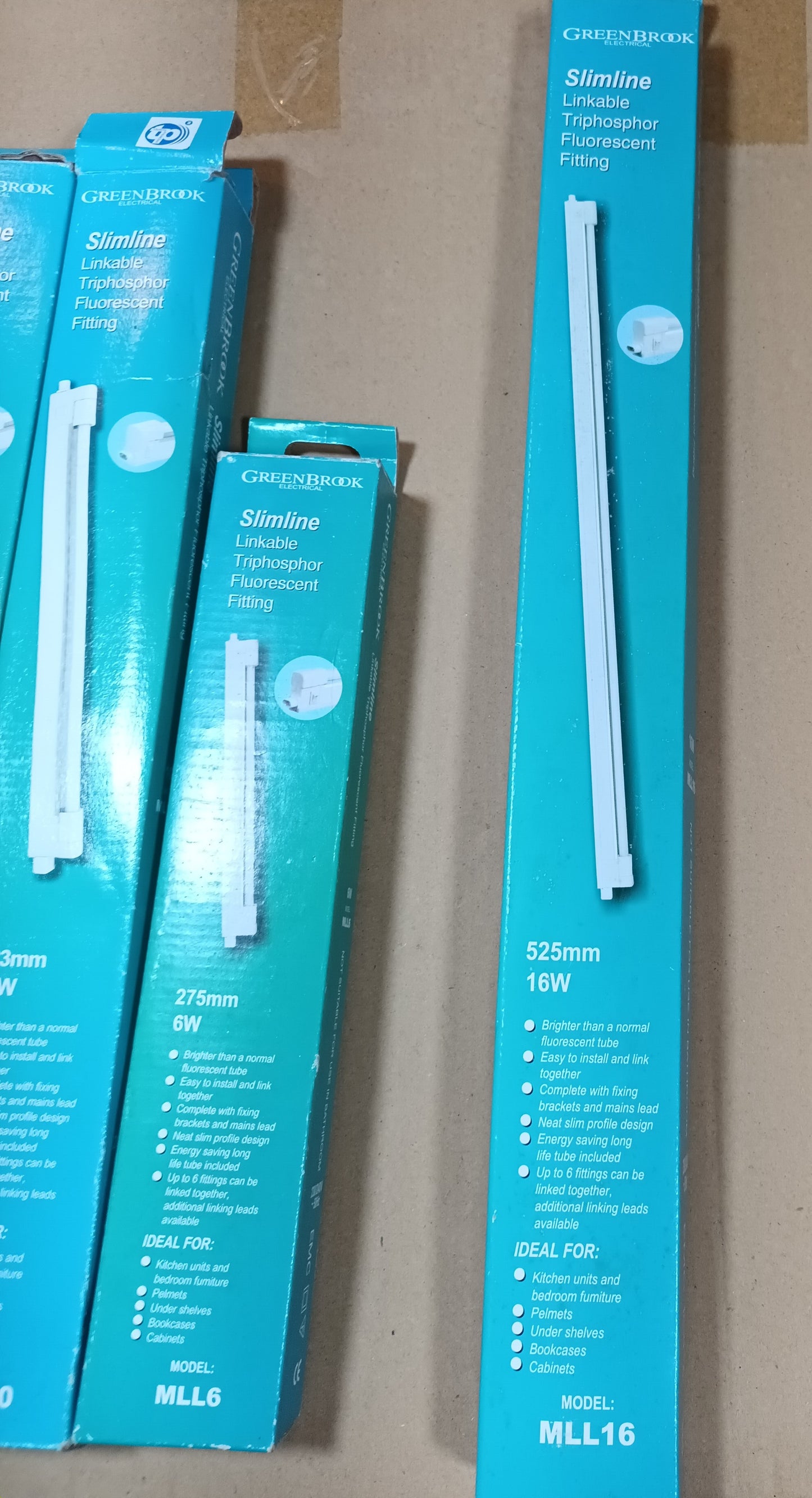 Greenbrook slimline fitting 16w 525mm