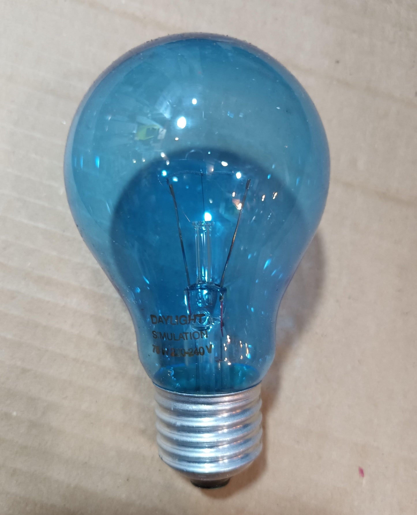 1 X 75 Watt Daylight Simulation bulb ES /E27 - Beachcomber Lighting