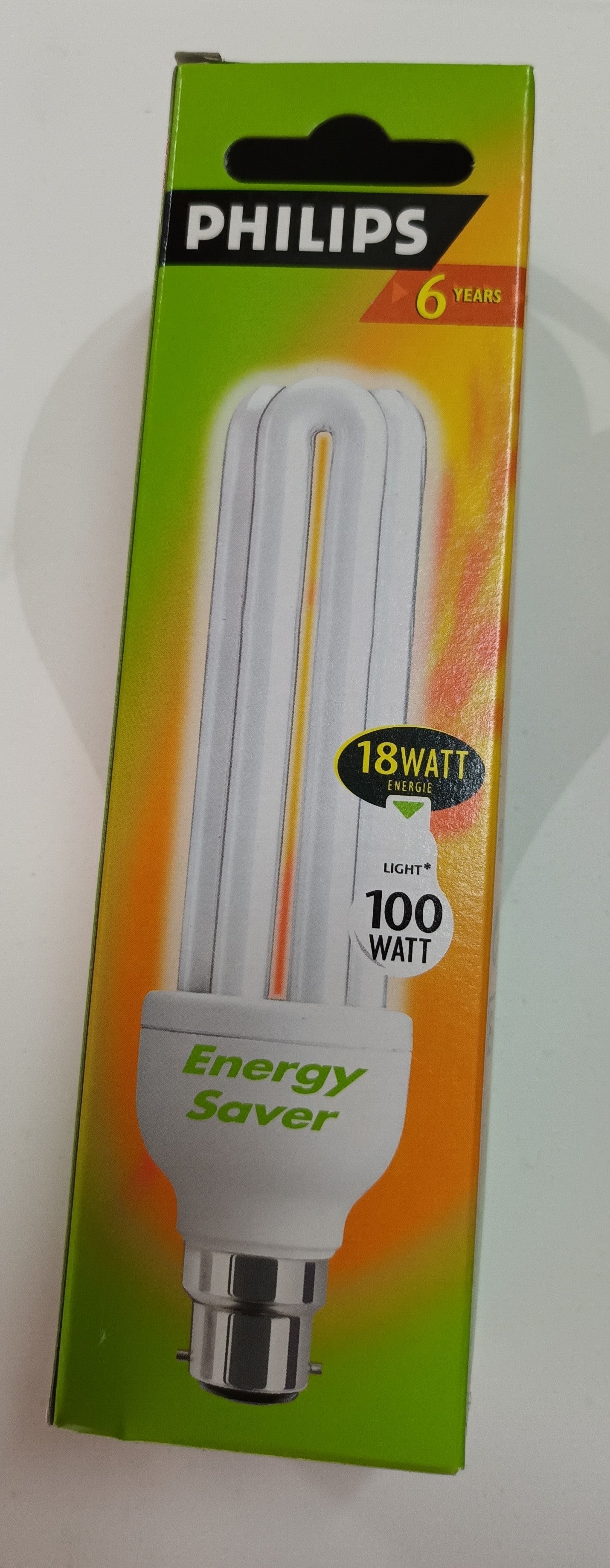 Philips Energy Saver 18w BC / B22 CFL Compact Fluorescent Stick Light Bulb 827