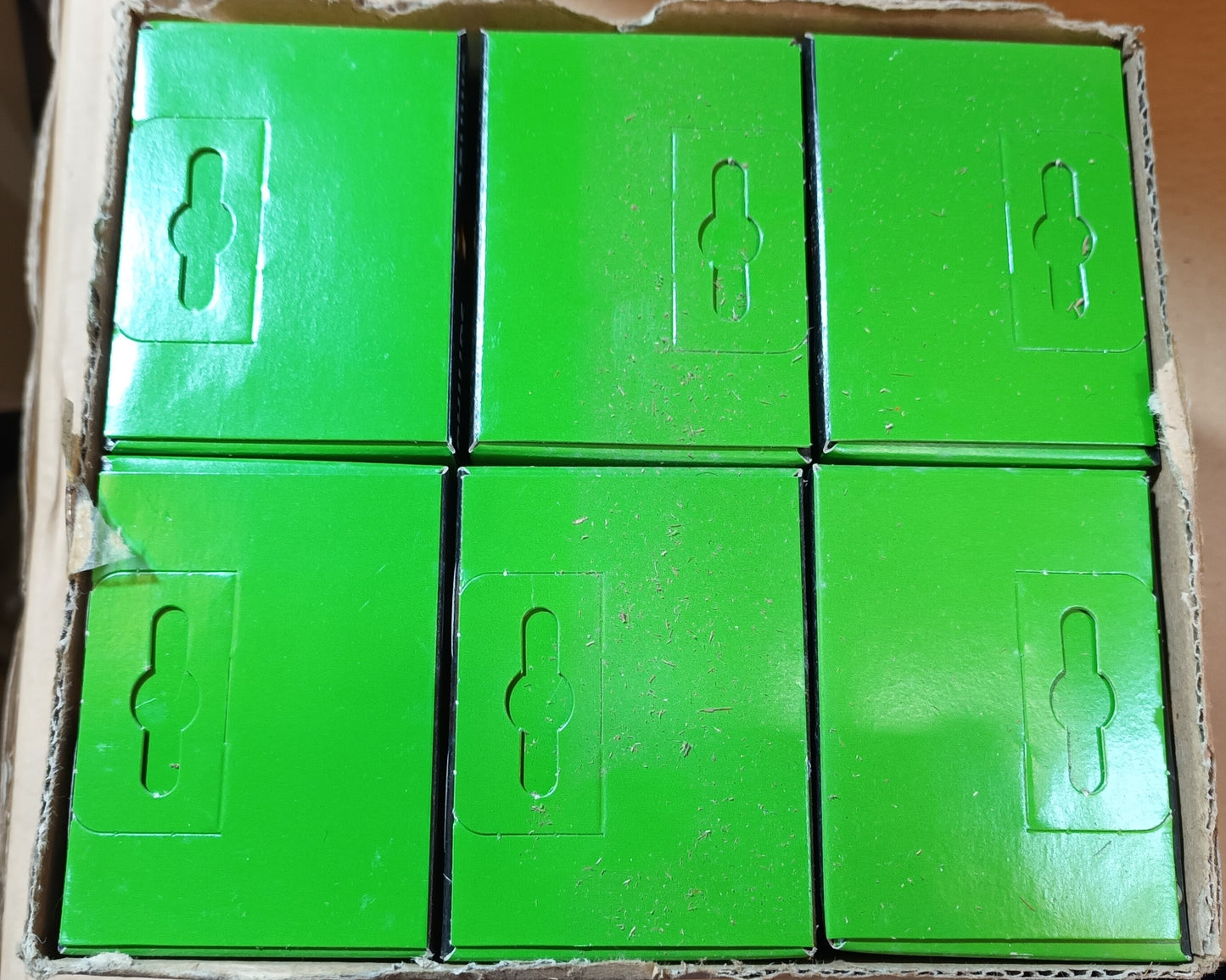 6 x Philips 5Watts = 25watt BC / B22 Ecotone Softone energy saving £18.00