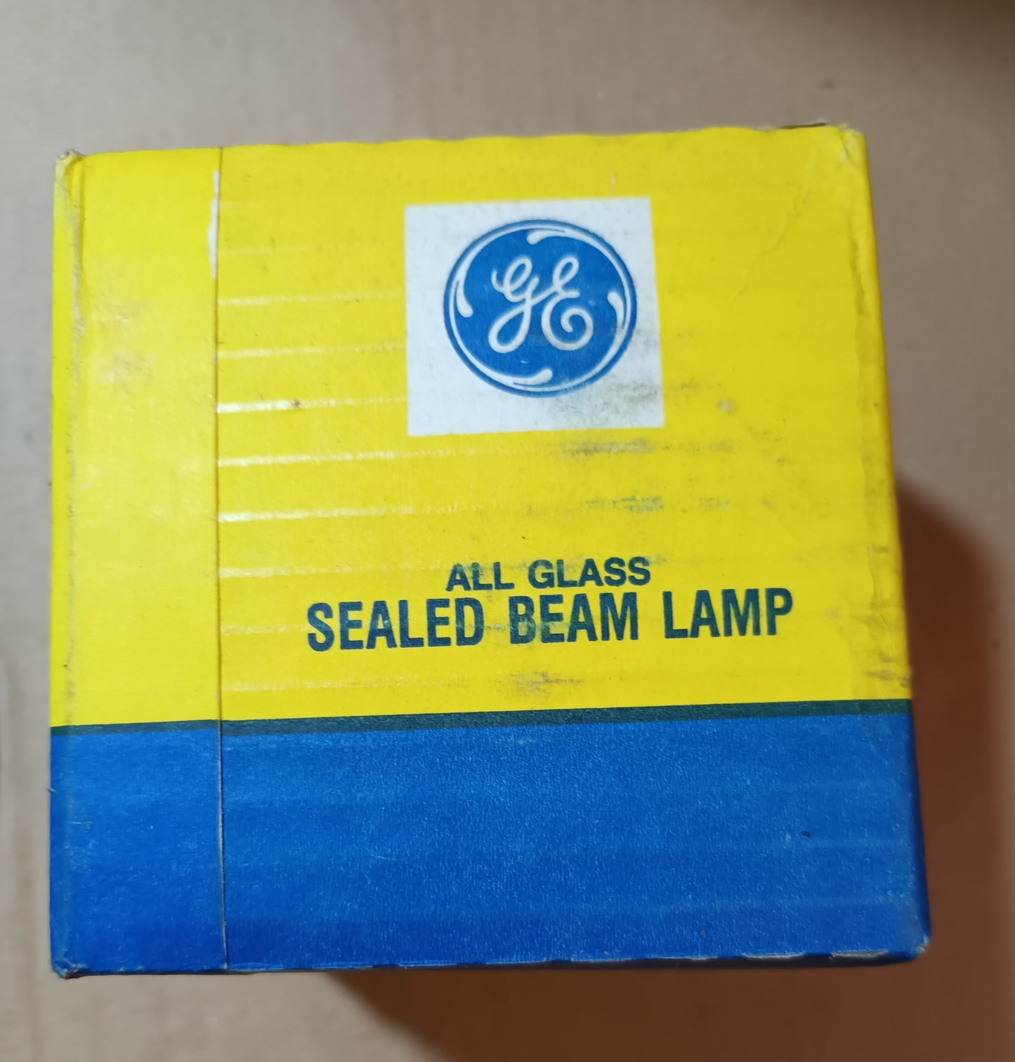 Par36 50watts 12volt WFL Very Wide Flood Sealed Beam Lamp by GE