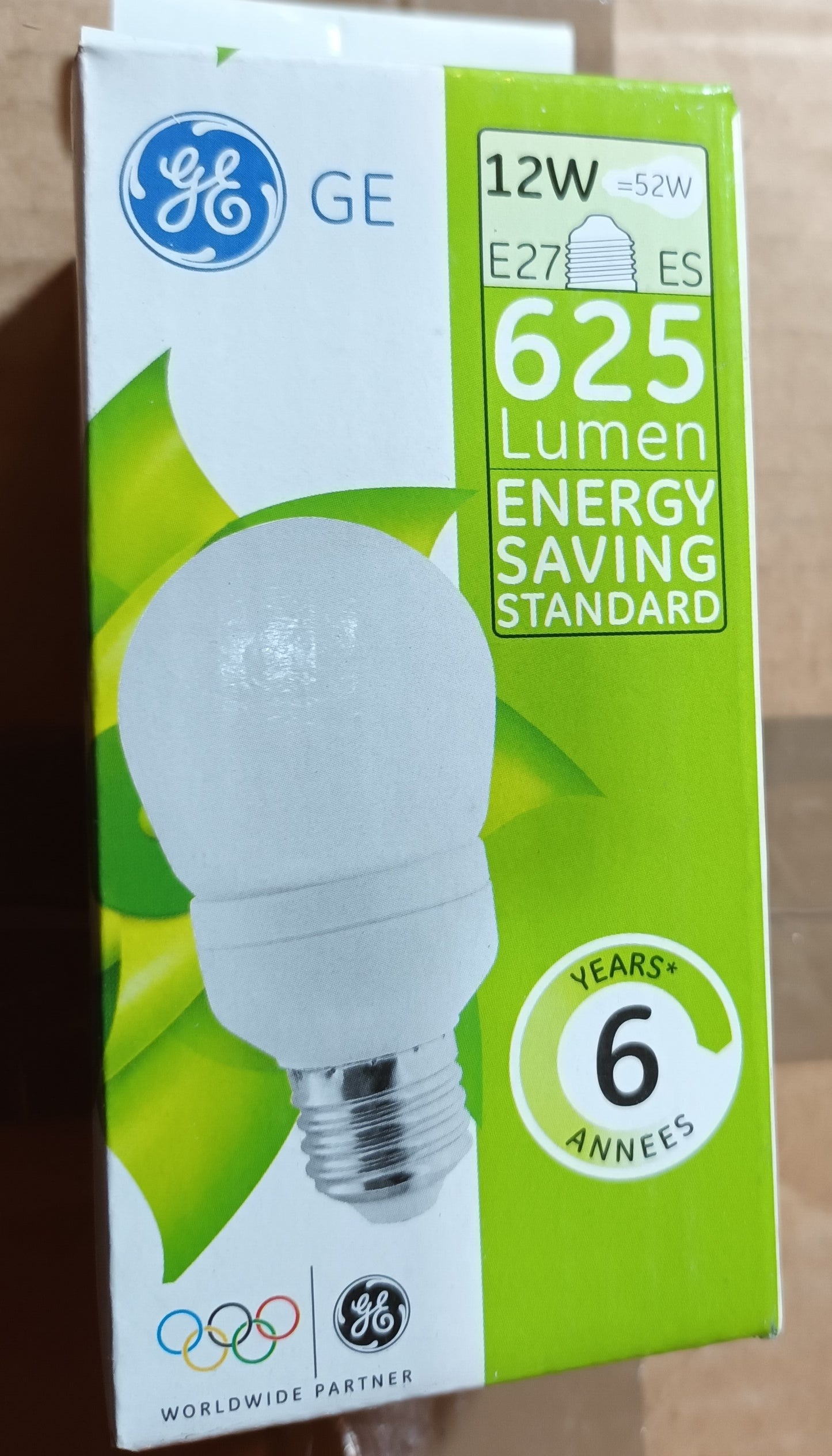 GE 12W (52W) ES / E27 2700K Warm White Low Energy GLS as low as </p>£2.75