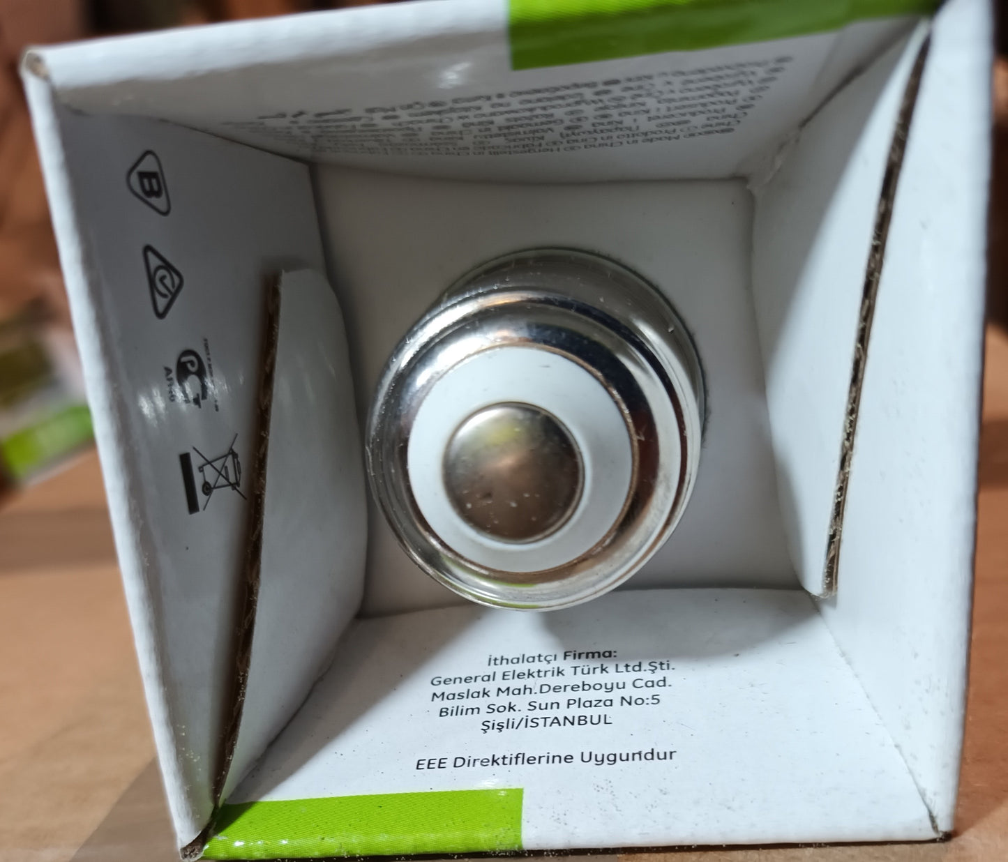 GE 12W (52W) ES / E27 2700K Warm White Low Energy GLS as low as </p>£2.75