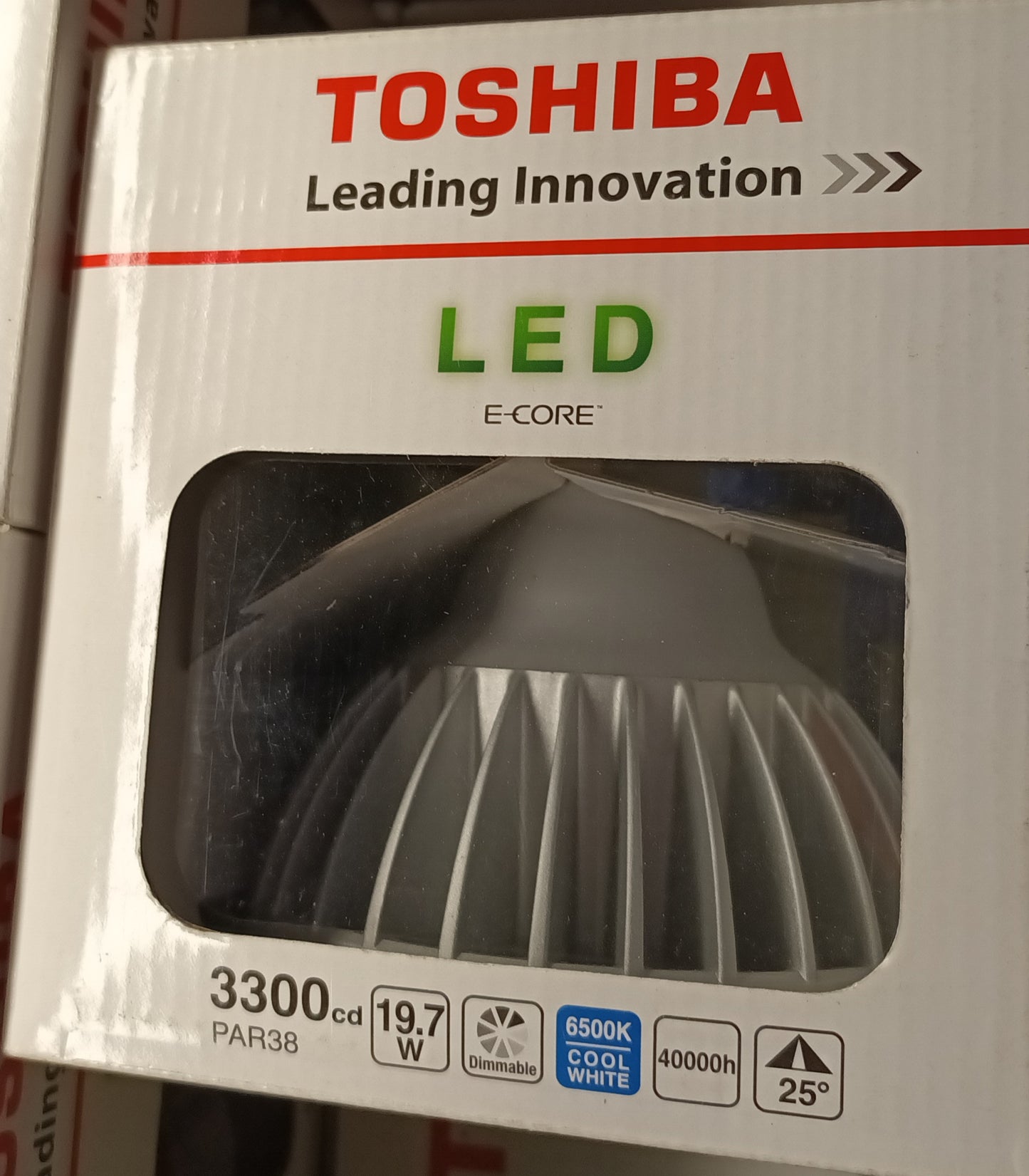 PAR38 LED 19.7watts Daylight 25deg Dimmable yes by Toshiba
