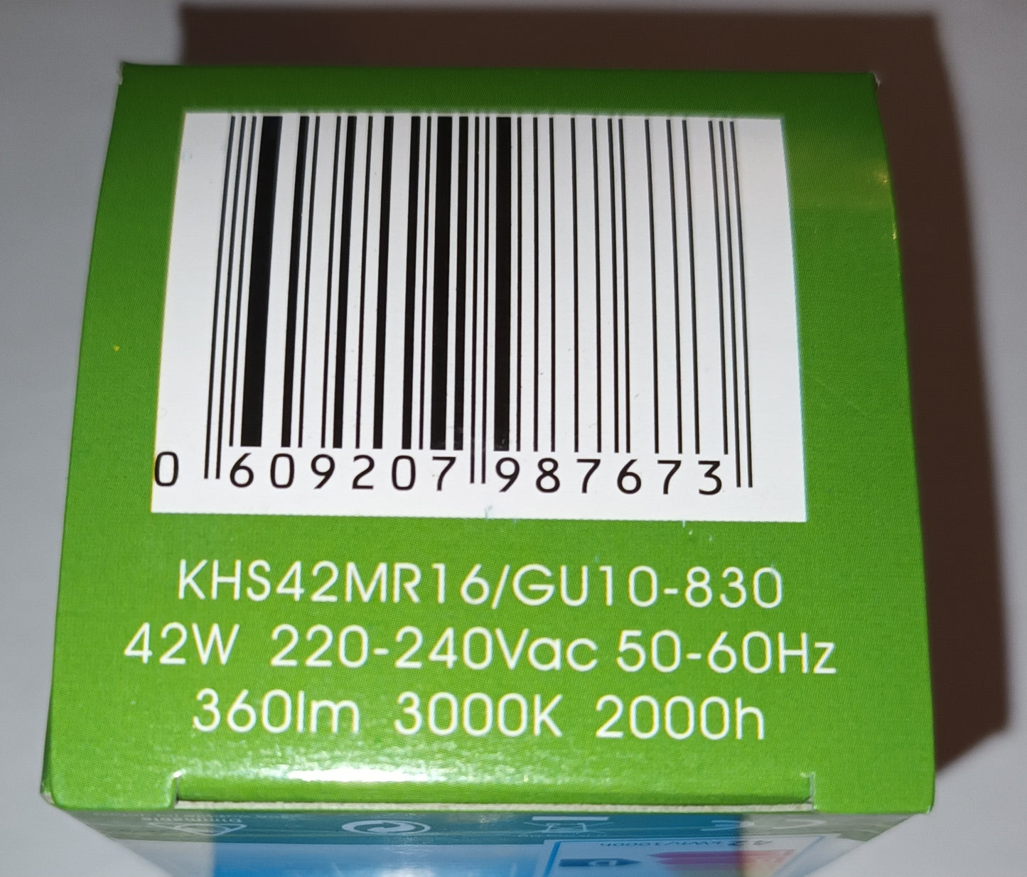 Kosnic GU10 Halogen 42 watt Warm white / 3000k pack of Ten £13