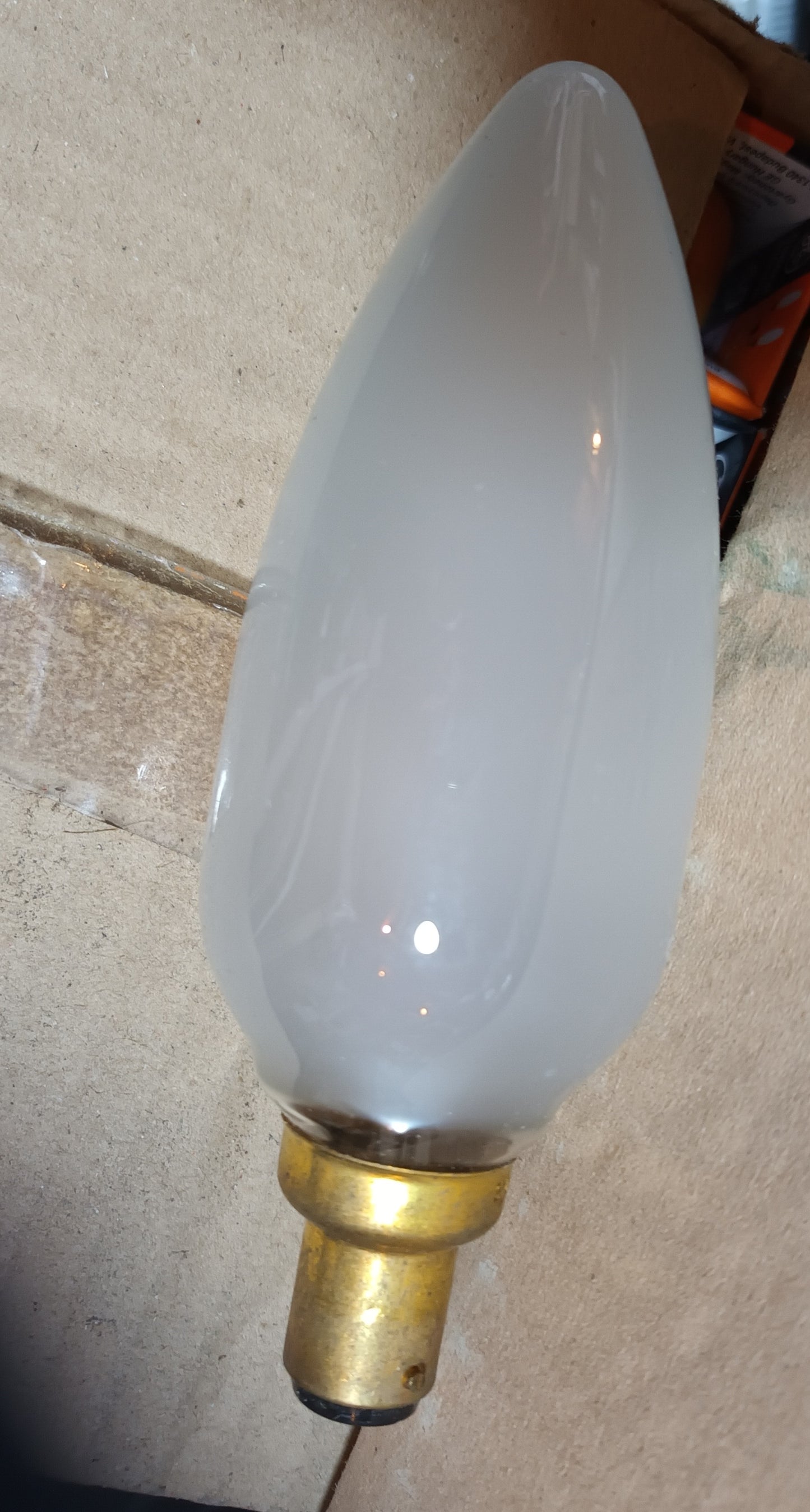 55mm candle 40 watts sbc pearl six pack by thorn emi
