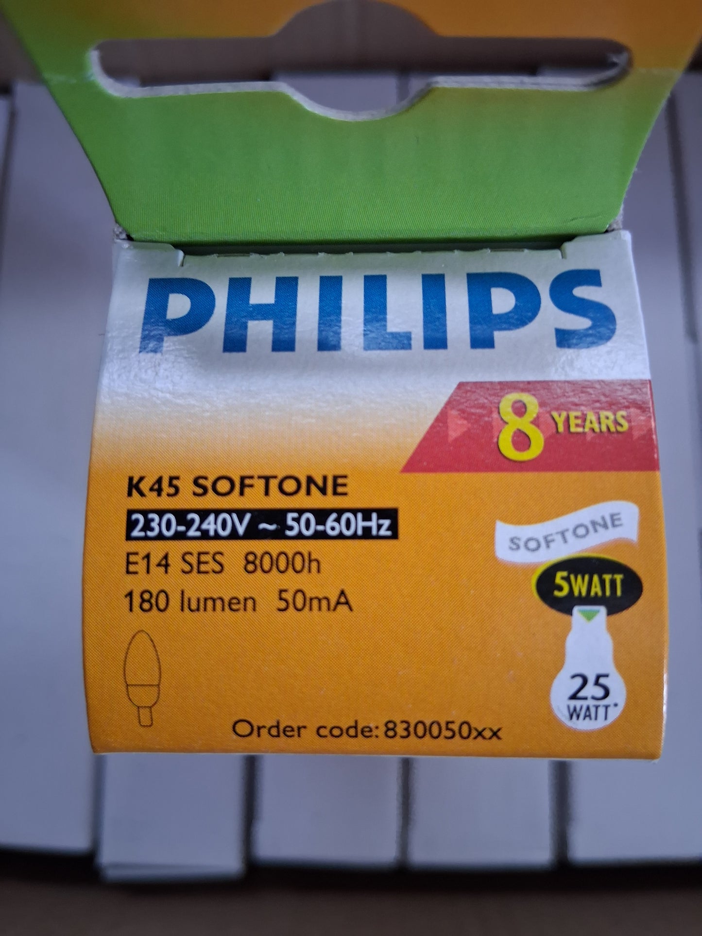 Philips softone candle 5 watt = 25 watt ses / E14 Energy saver from £6.75