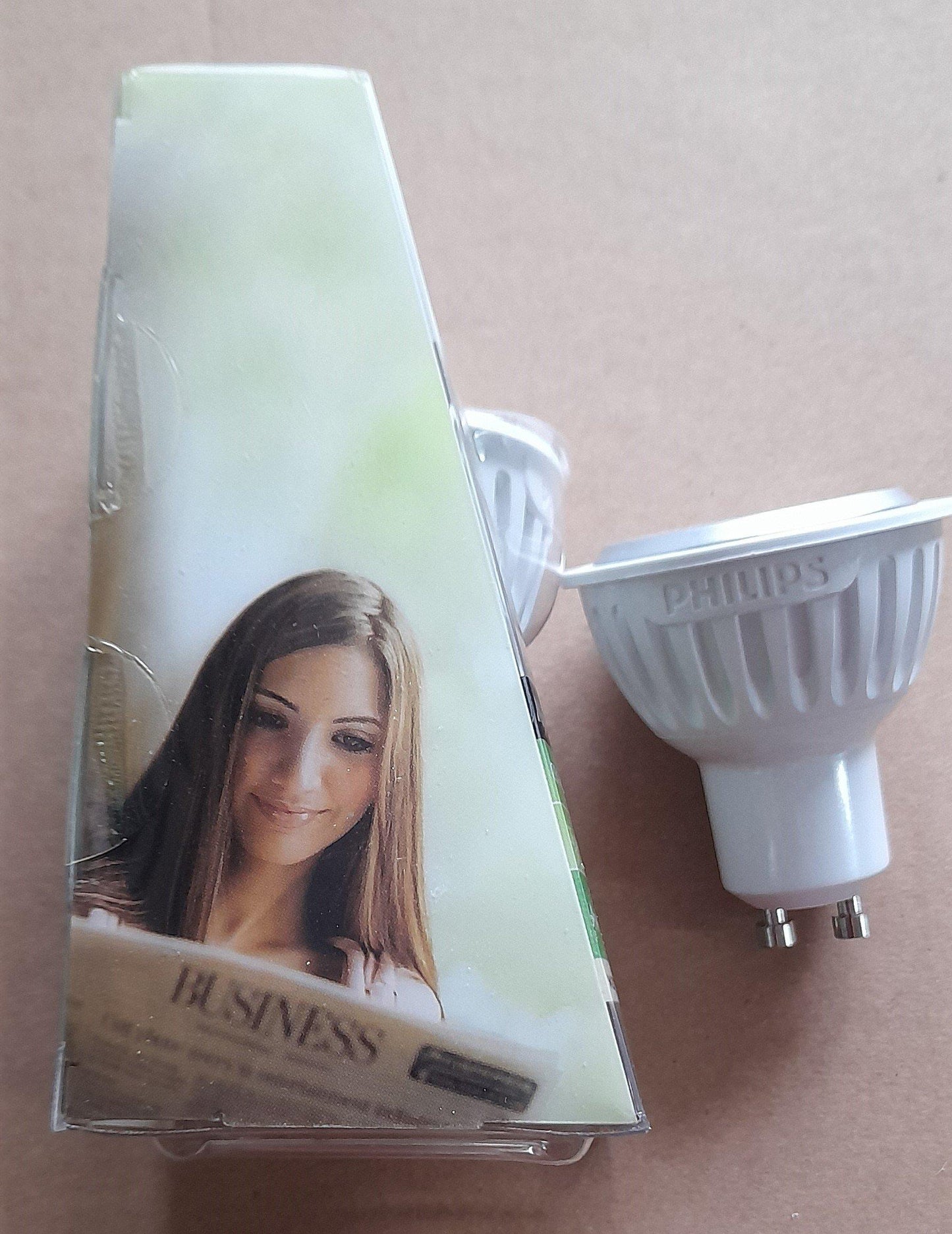 SIX X LED GU10 4WS WARM WHITE BY PHILIPS - Beachcomber Lighting