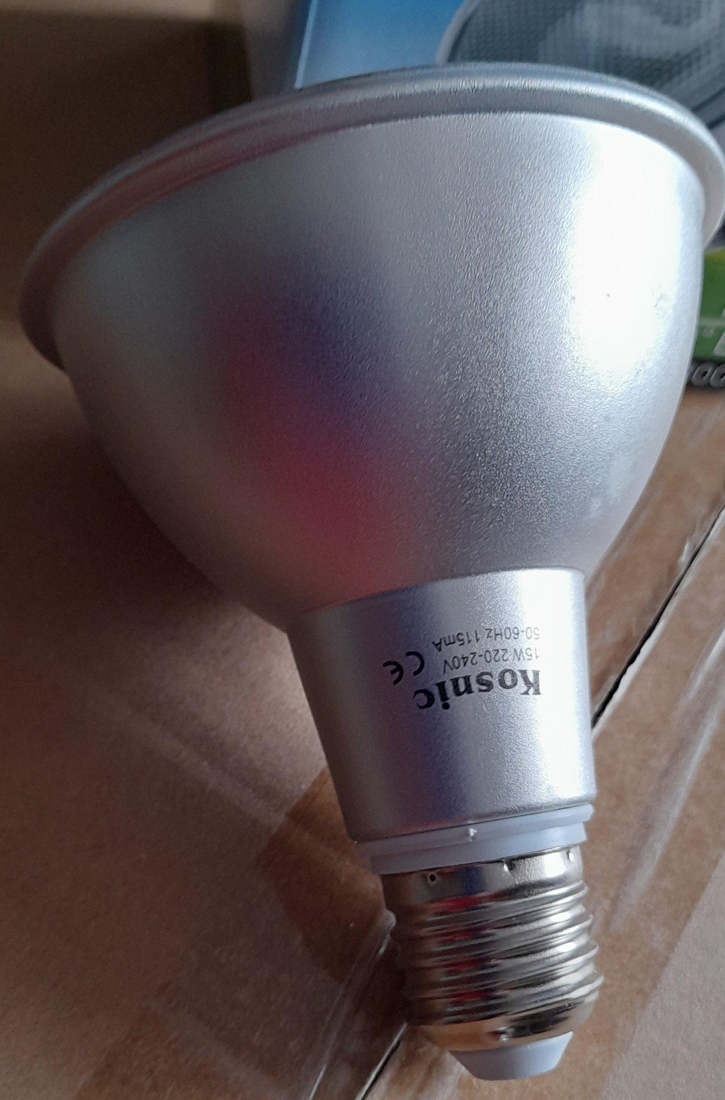 PAR30 15WATT E27 / ES CAP DAYLIGHT - Beachcomber Lighting