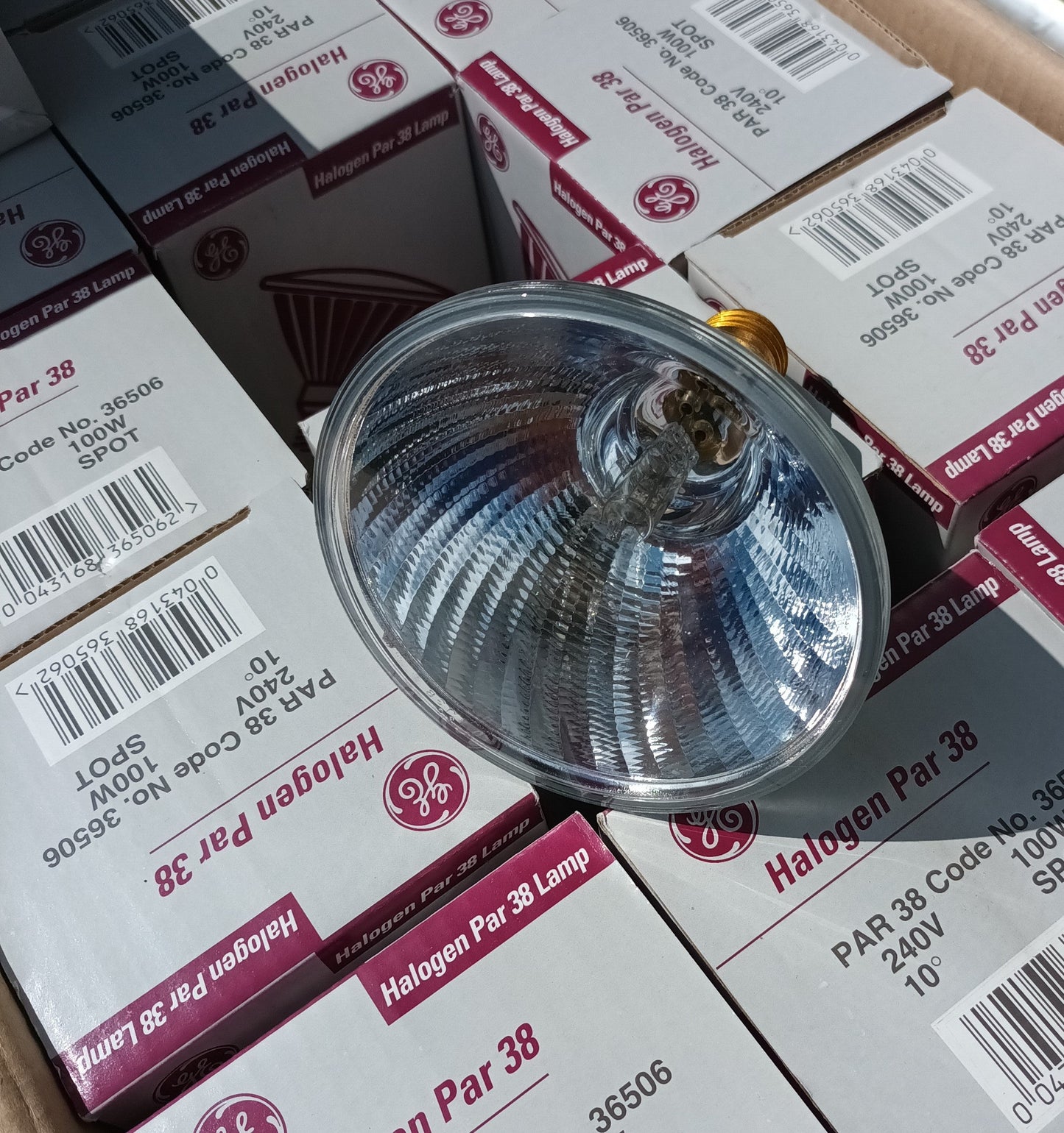 GE Par38 100 Watt 10° Spot Halogen code 36506.