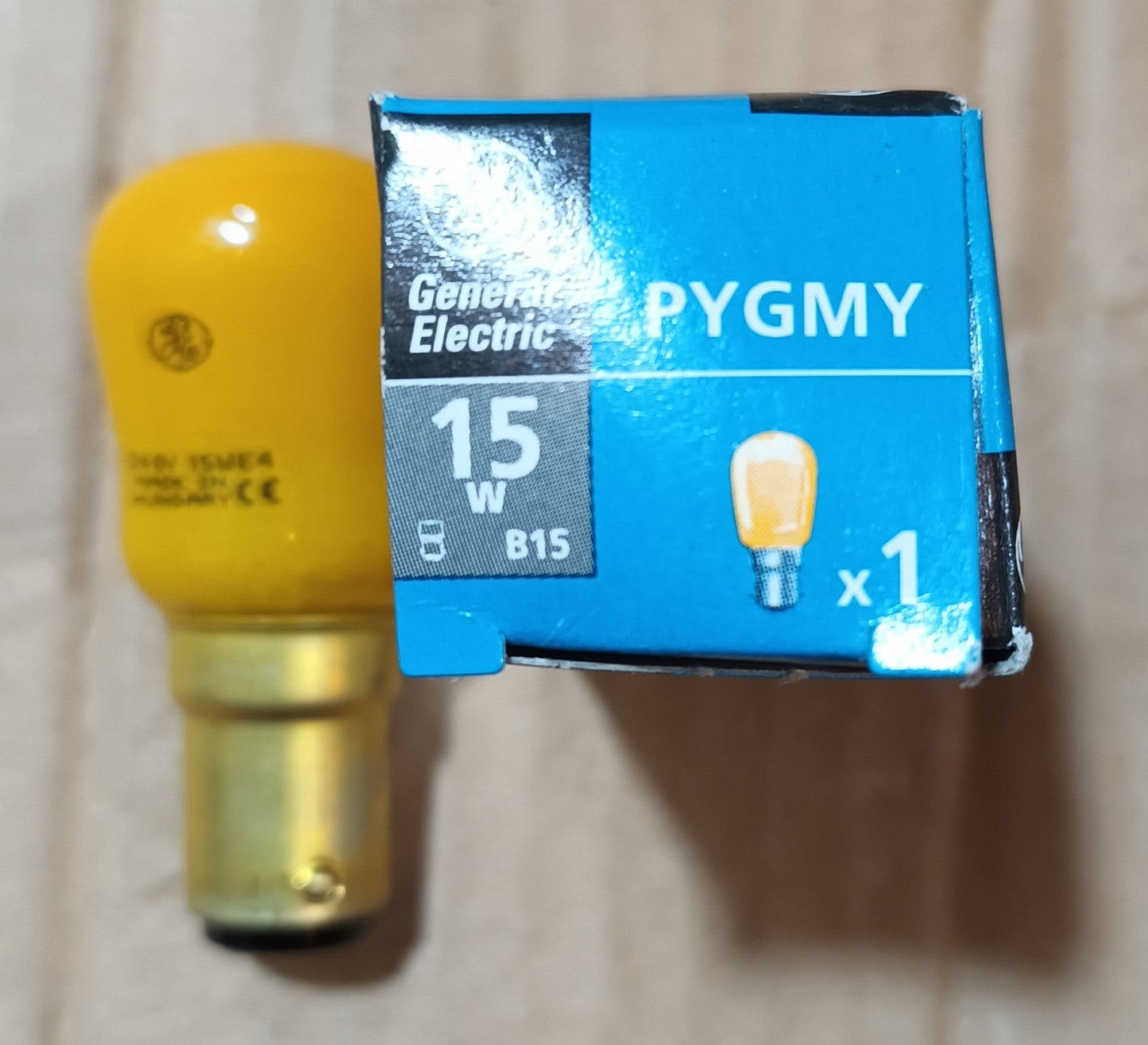 Amber Pygmy 15W SBC / B15 Small Bayonet Cap by GE TWIN PACK