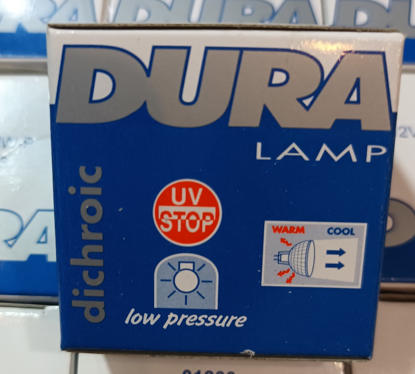 Low Voltage 12v 35Ws MR16 Halogen Dichroic FMW-P 38</p>° GU5.3 by Dura Code 01266