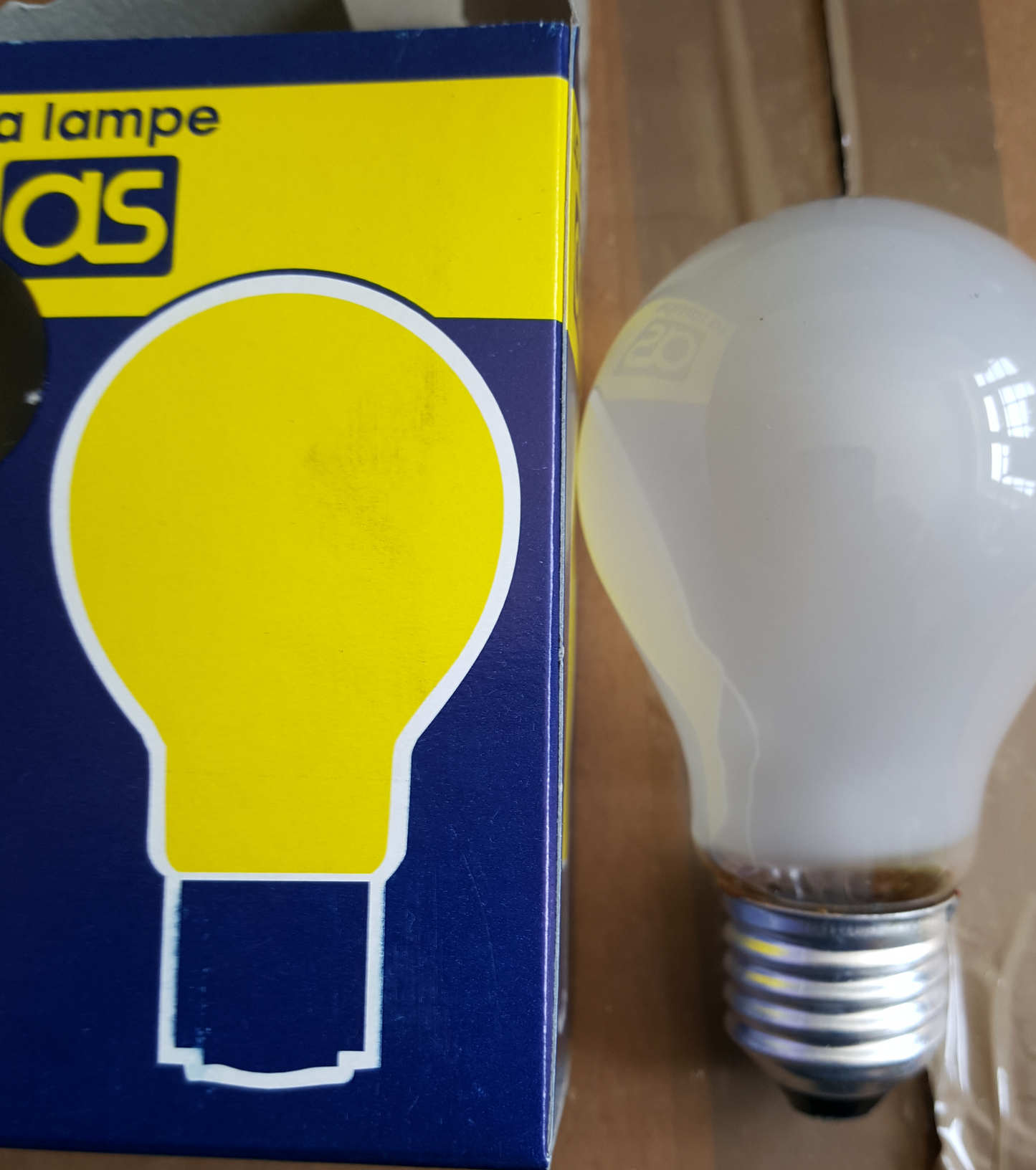 GLS 100W Frosted ES/E27 Pack of 10 - Beachcomber Lighting
