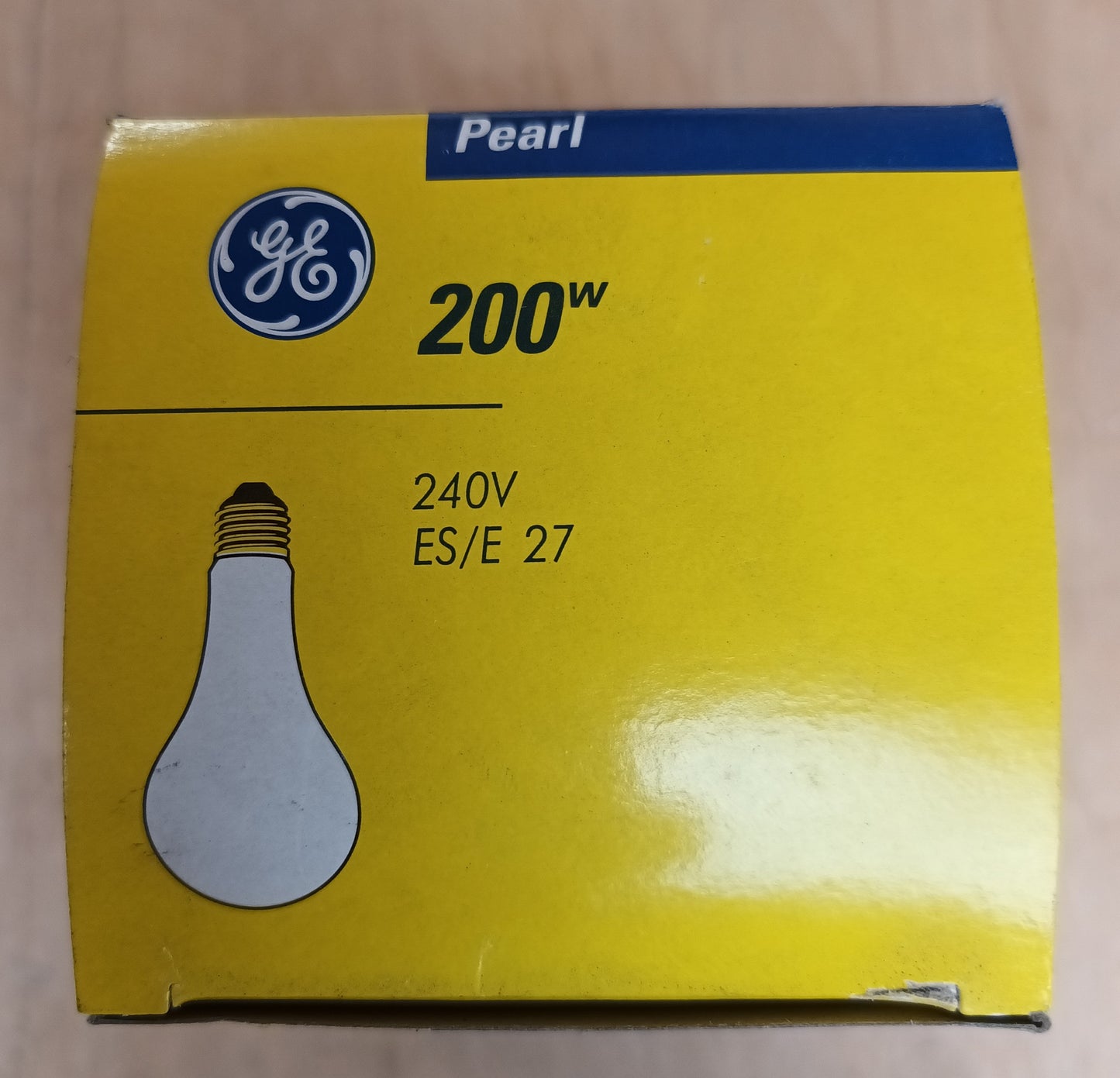 200W 240Volt E27 / ES Pearl / Frosted by GE