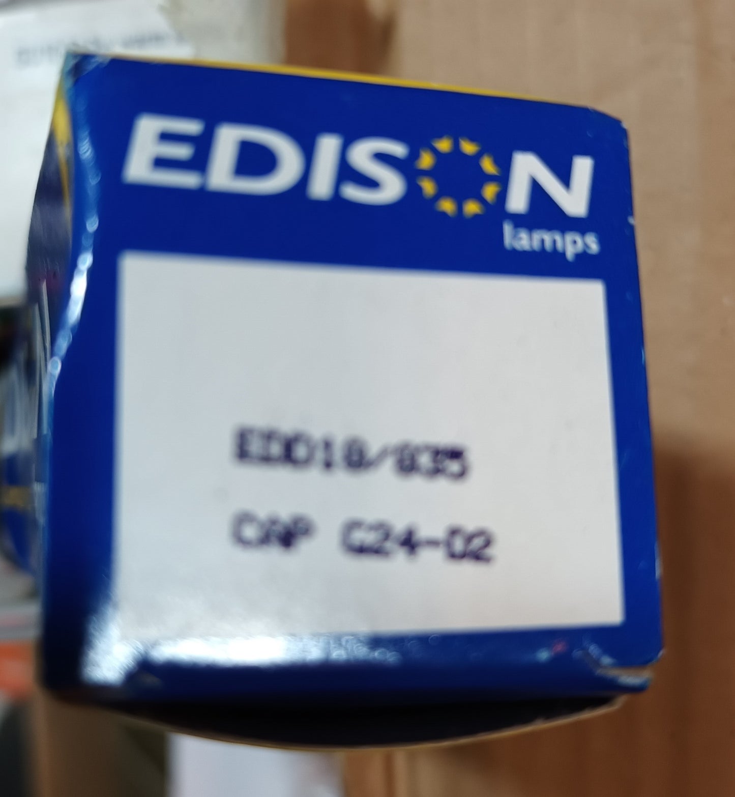 Edison lamps 18w 2 pin G24 d2 cool white / 4000k