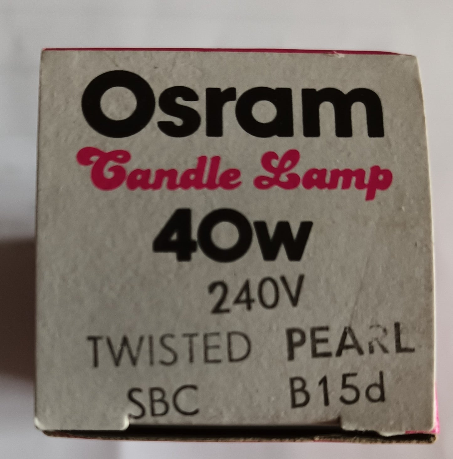 Candle sbc / B15 40 watts twisted pearl made by Osram in England