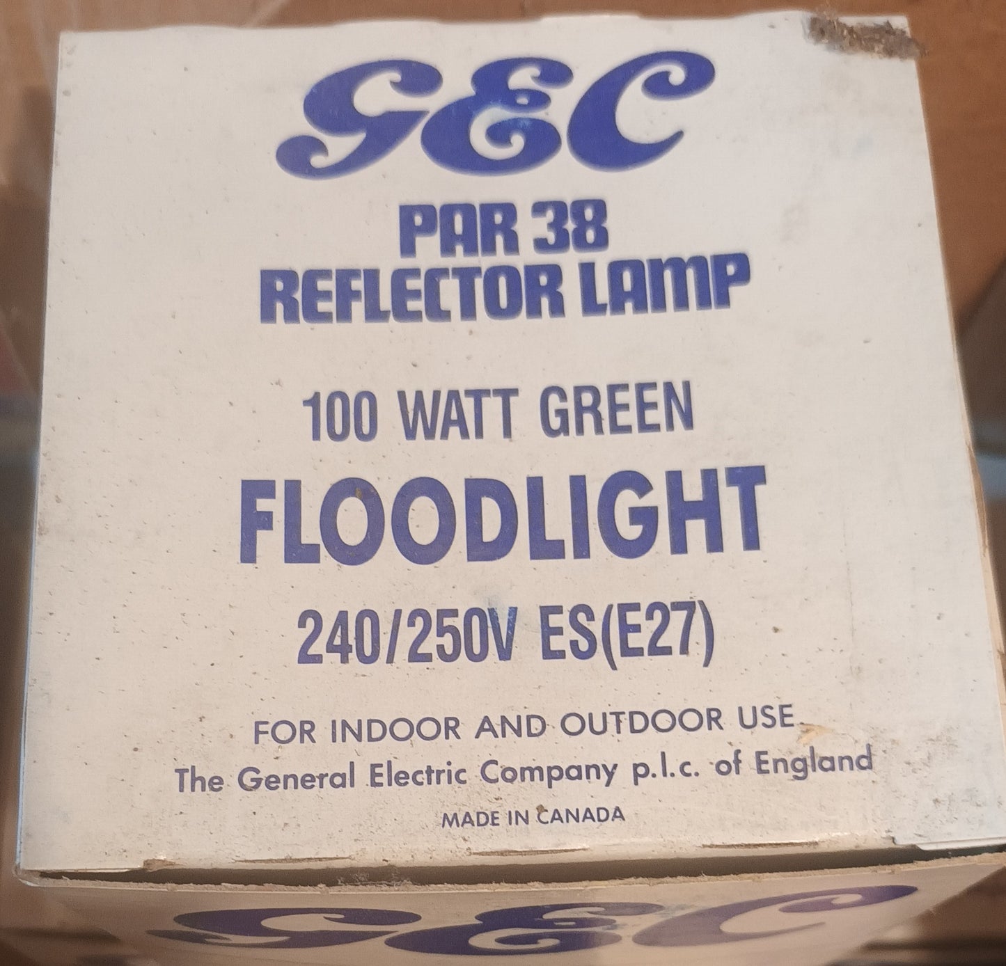 Par 38 Reflector Lamp 100watt Green es / e27 by GEC