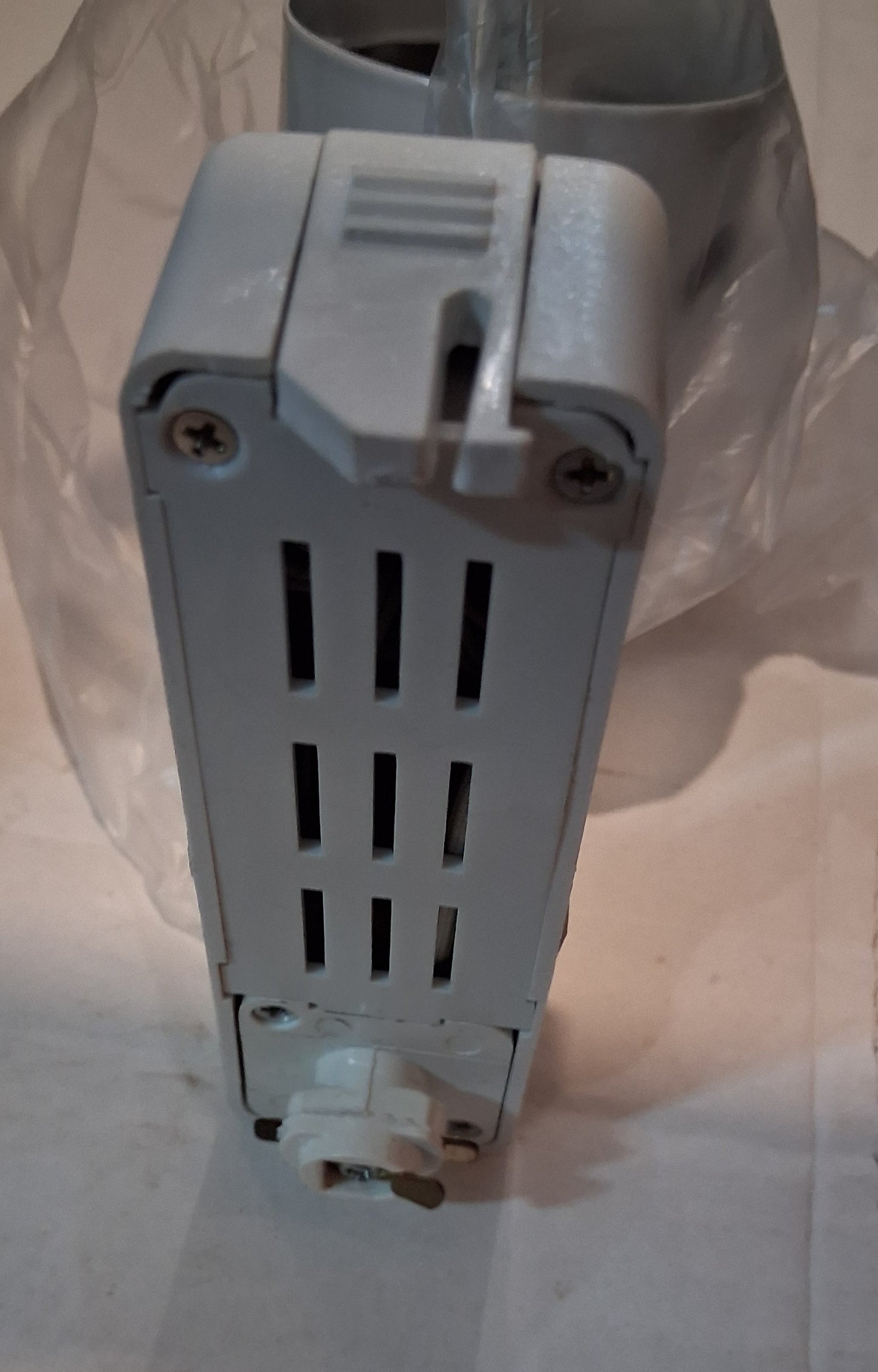 Pera Track Spot 1x50W GU5.3 MR16 REFLECTOR. White by Saxby