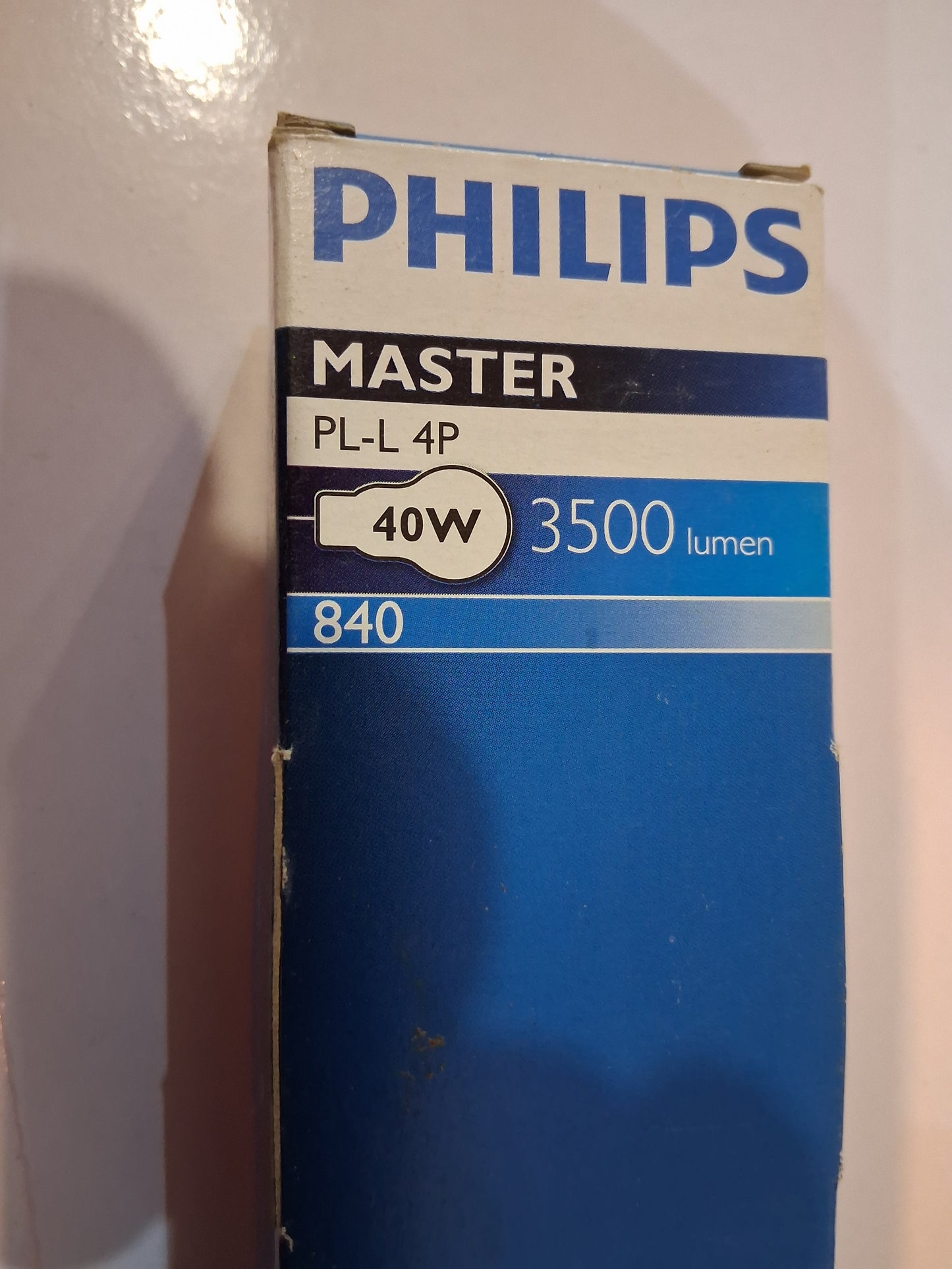 Philips 40 Watt Pl-L Lamp 4 Pin  - Colour Cool white  / 840