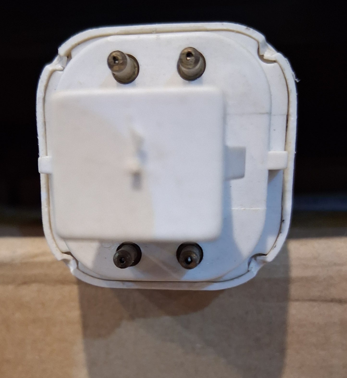 Dulux D/E 10 Watt 4200k / Cool White - 4-Pin G24q1 8000 hours