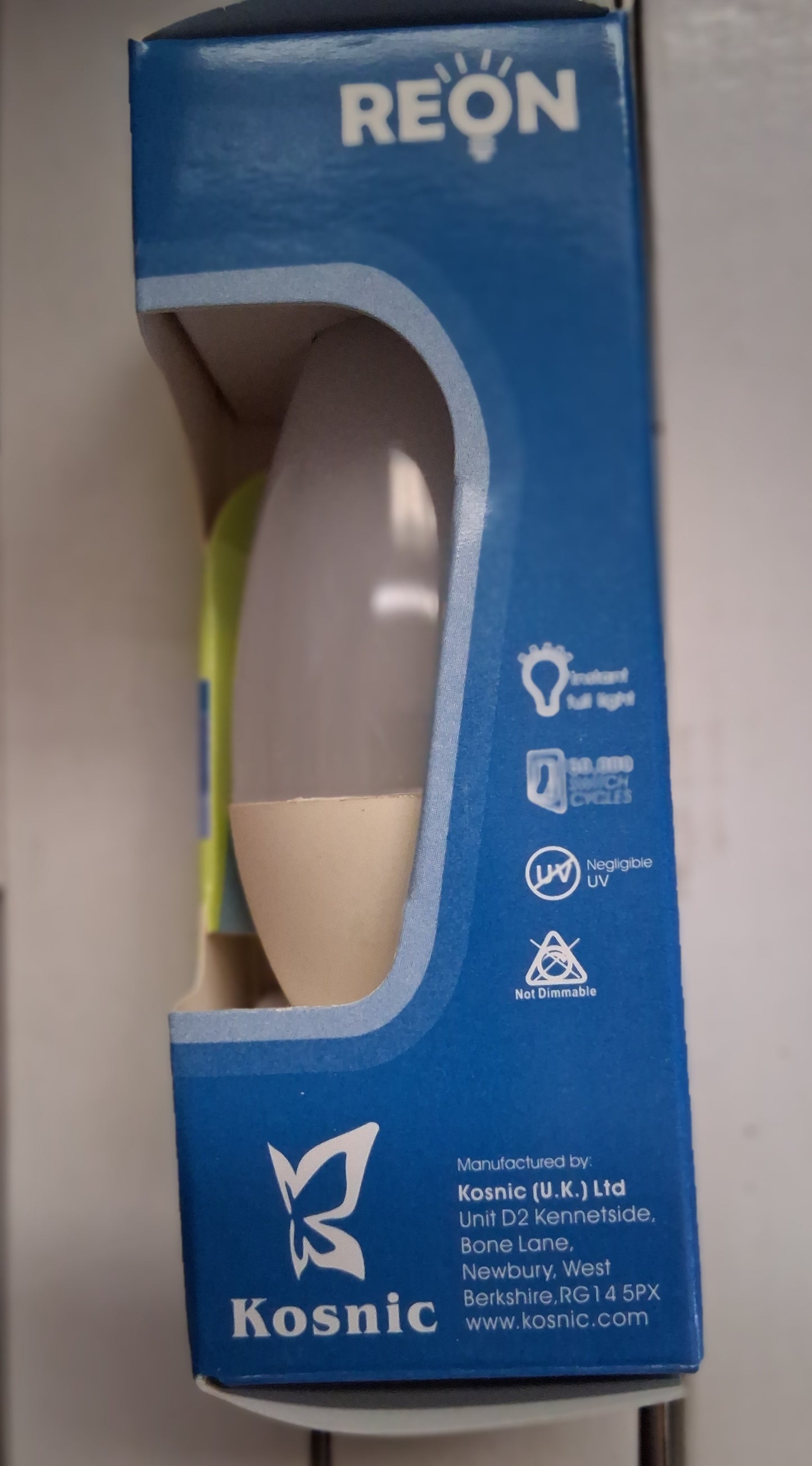 LED Candle 4 watts warm white ES / E27 Six pack by Reon