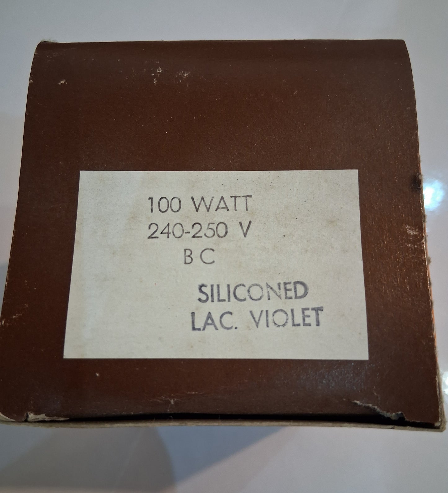 R80 Spot 100 watt BC / B22 VIOLET from £1.95