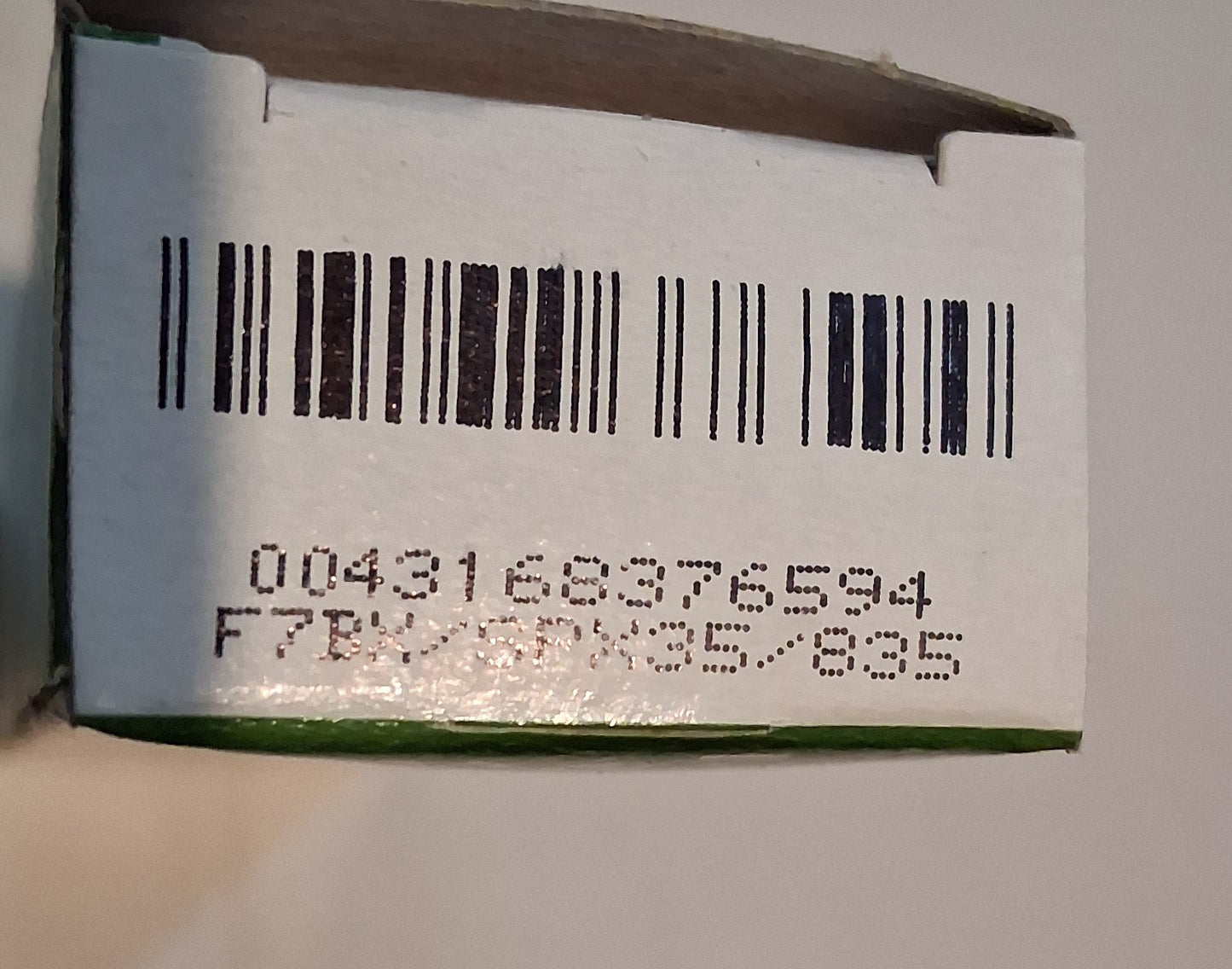 F7BX/835 GE 7 watt PLS Lamp G23 2 pin colour 835 / white from £2.90