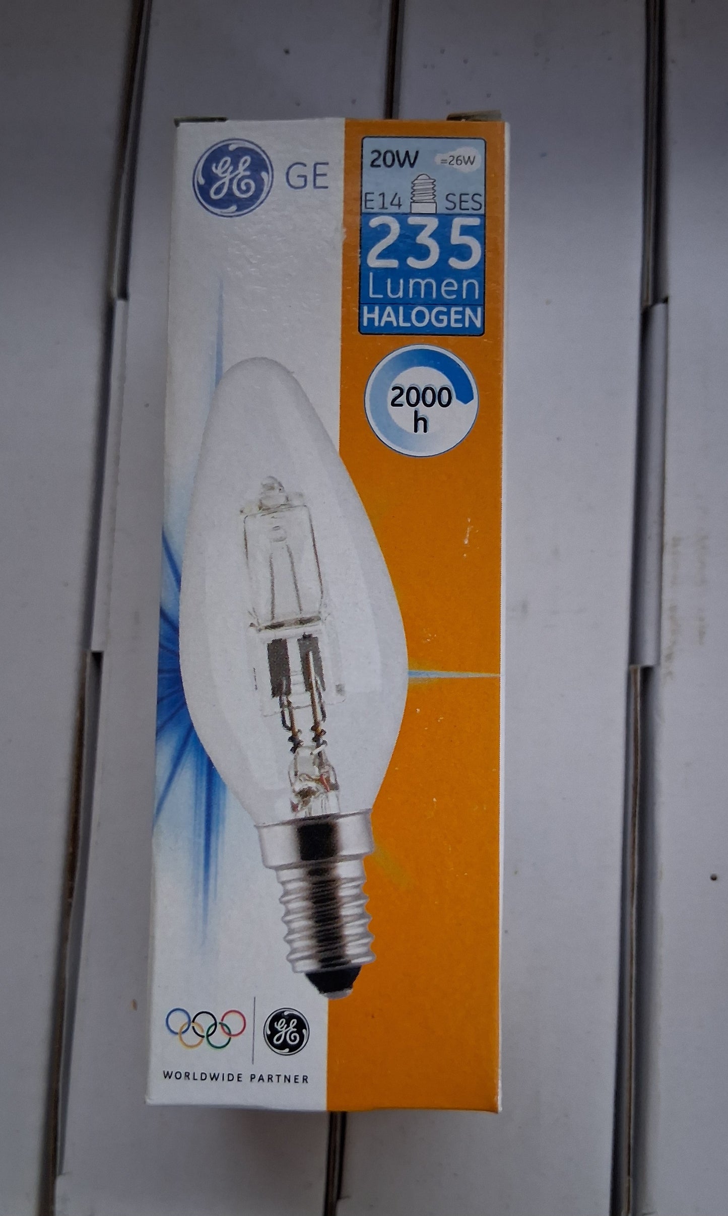 Candle 20 watts clear ses / E14 Dimmable Halogen by GE pack of nine