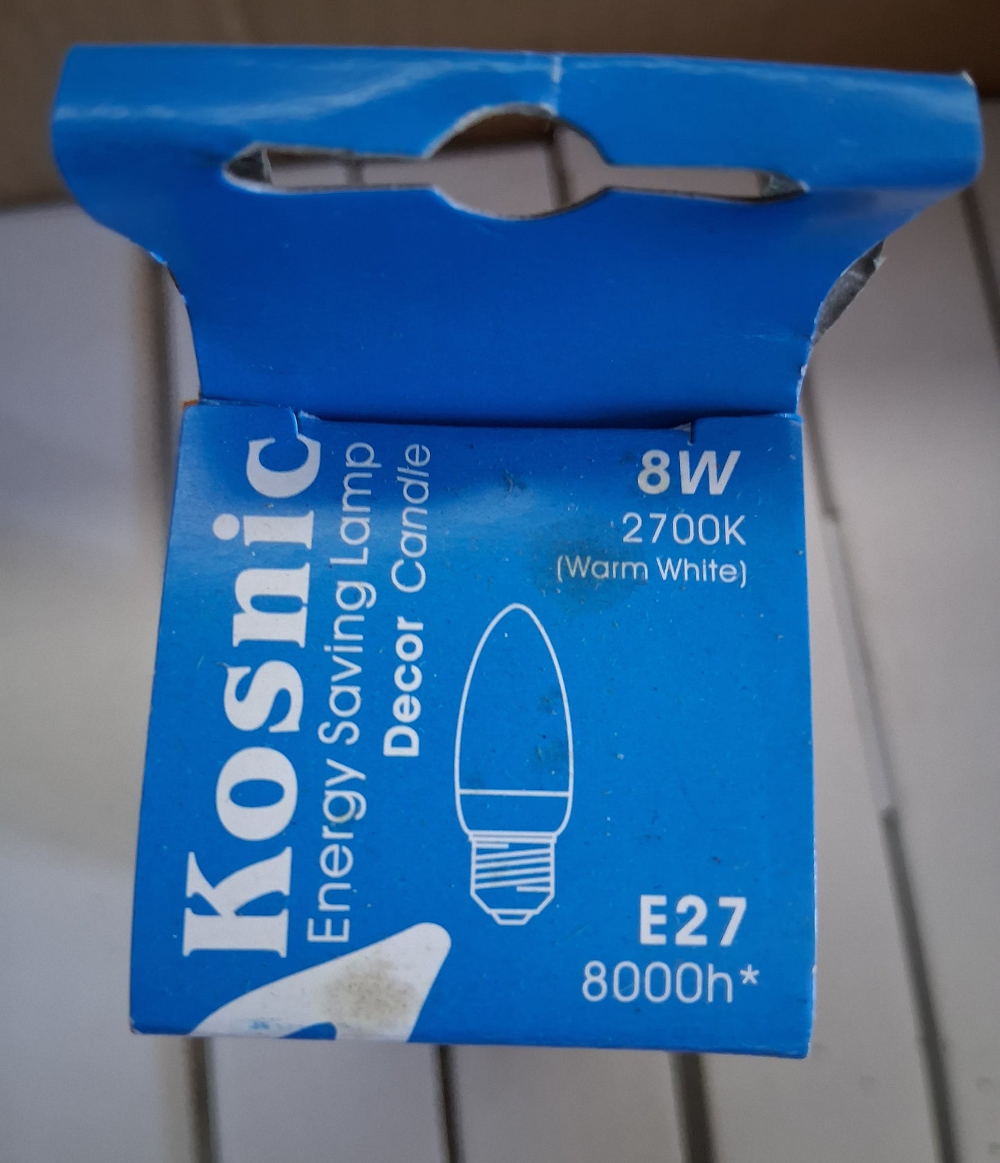 8 Watt candle ES / E27 Opal 380lm warm white cfl type by Kosnic