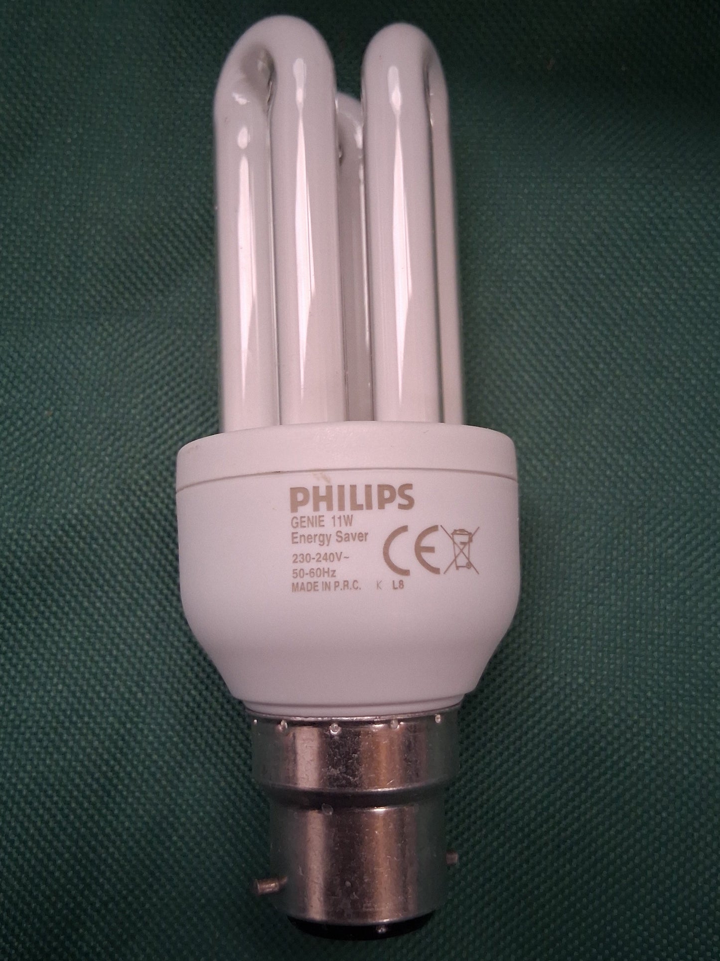 11 Watt =60 watt BC / B22 Cap Energy Saving Lamps By Philips  Warm White from £2.25