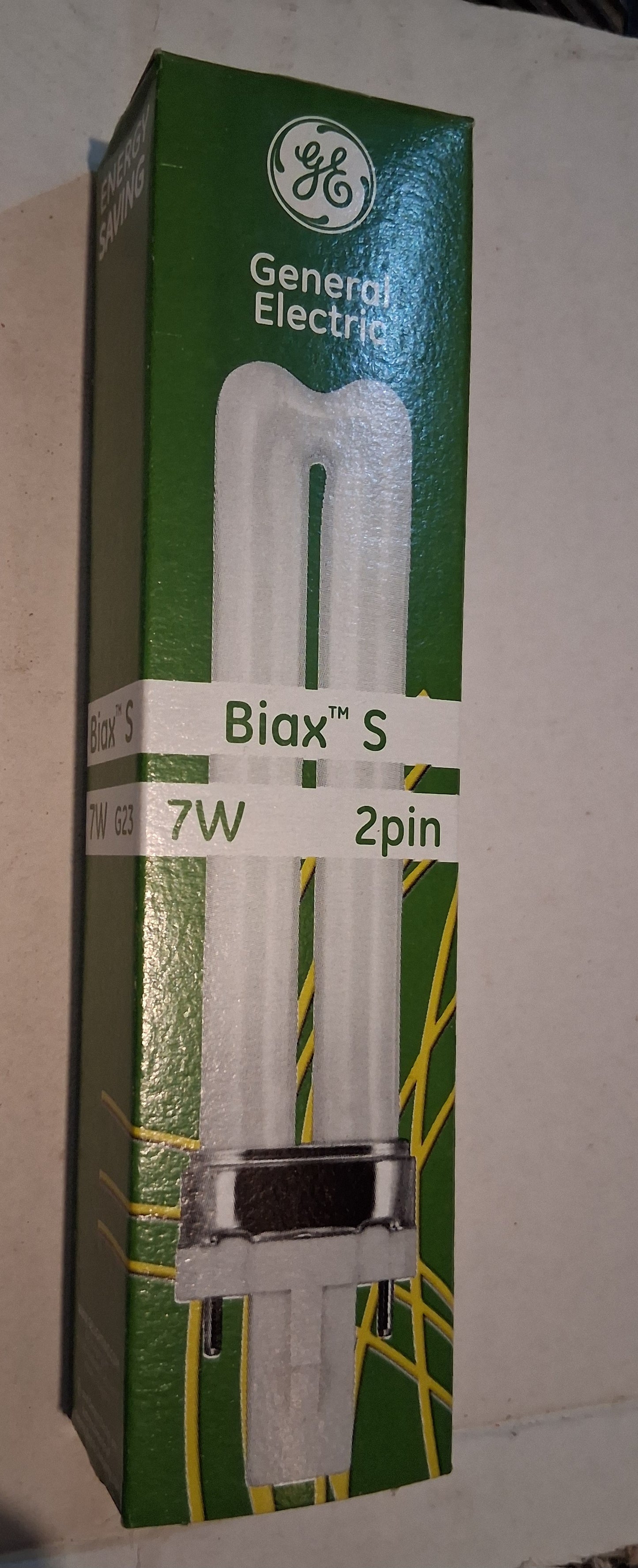 F7BX/835 GE 7 watt PLS Lamp G23 2 pin colour 835 / white from £2.90