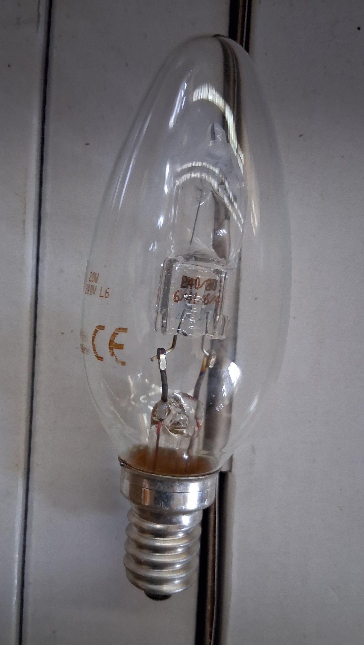 Candle 20 watts clear ses / E14 Dimmable Halogen by GE pack of nine