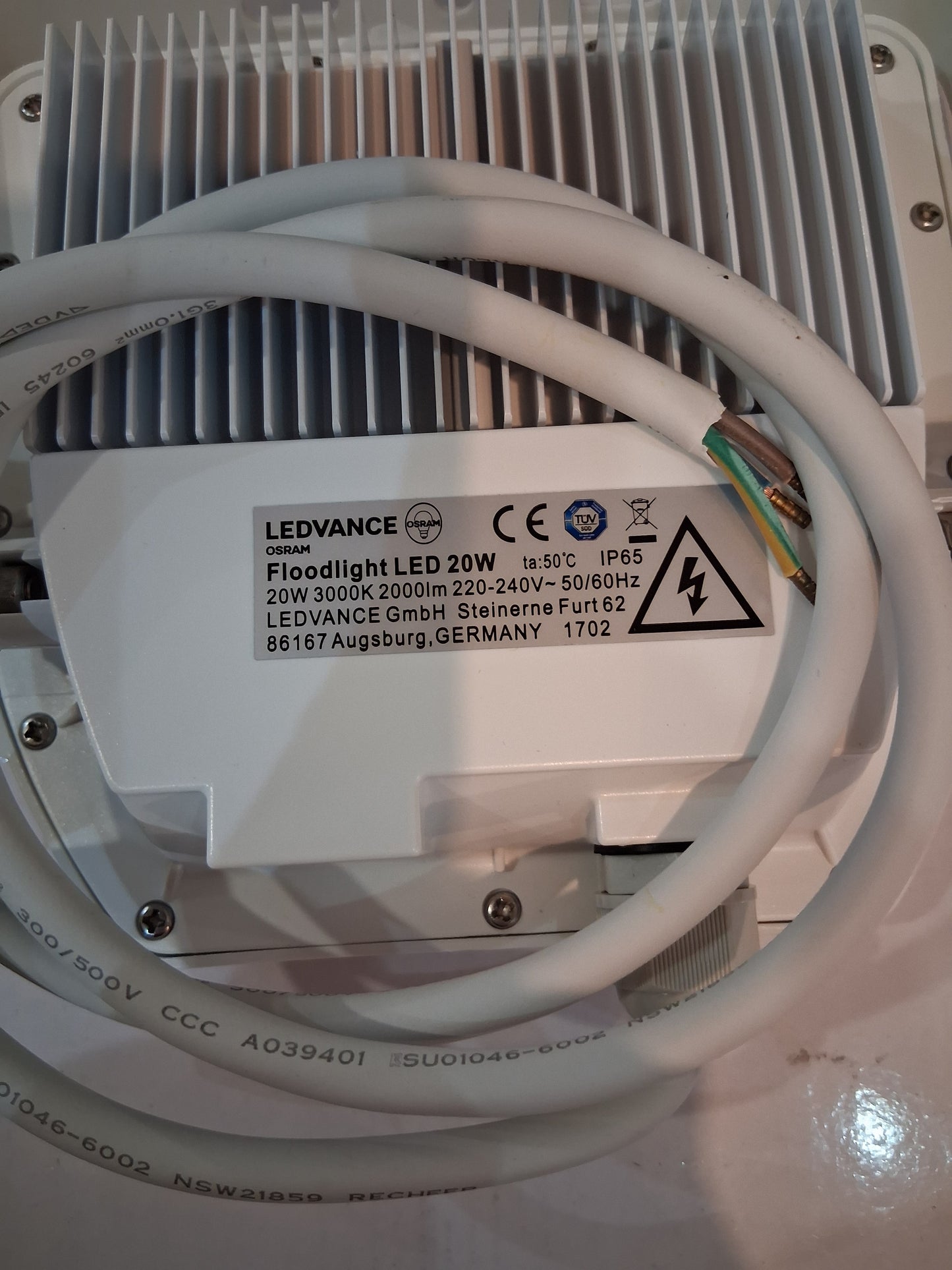 Floodlight White Osram LED 20 Watt / warm white 3000K  IP65 2000lm from £22