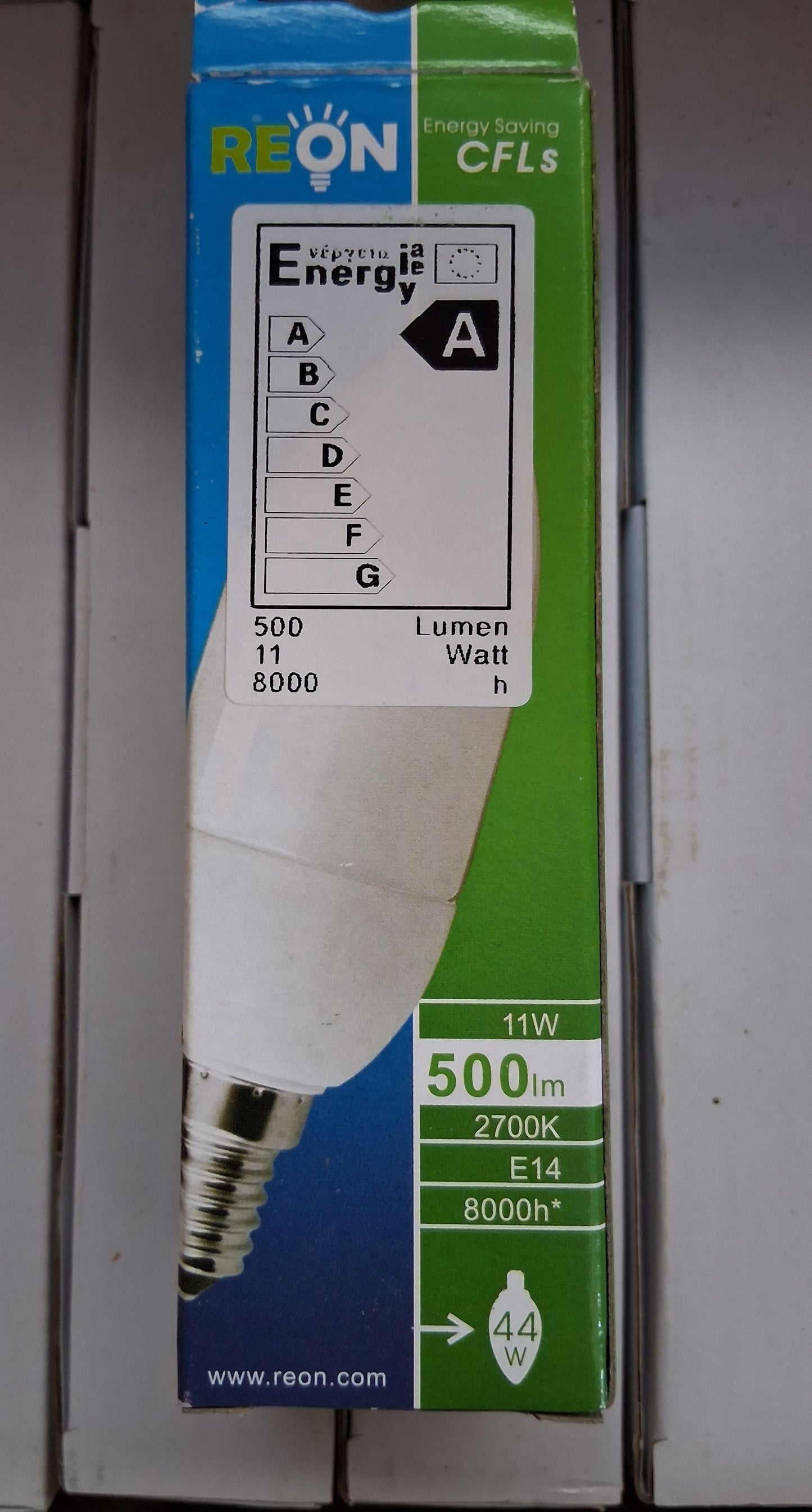 Candle 11 Watt = 44 watts SES / E14 warm white 500lm by reon