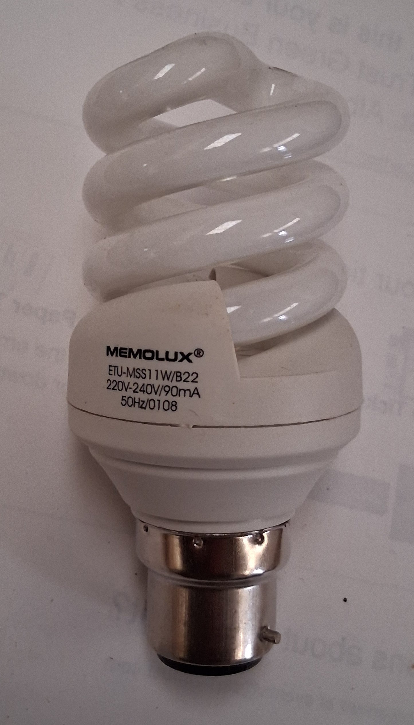 Memolux 11 watt = 60 watt BC / B22 Warm white 2700k 10,000h