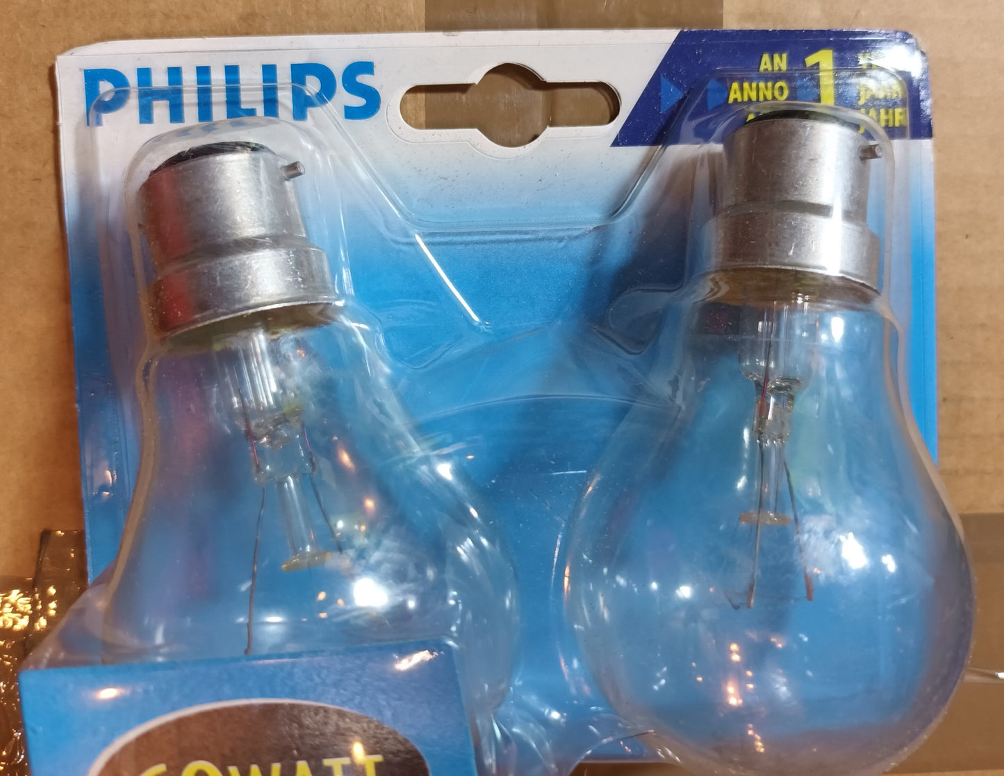 Twin Pack Philips 60W clear BC / B22 made in Poland